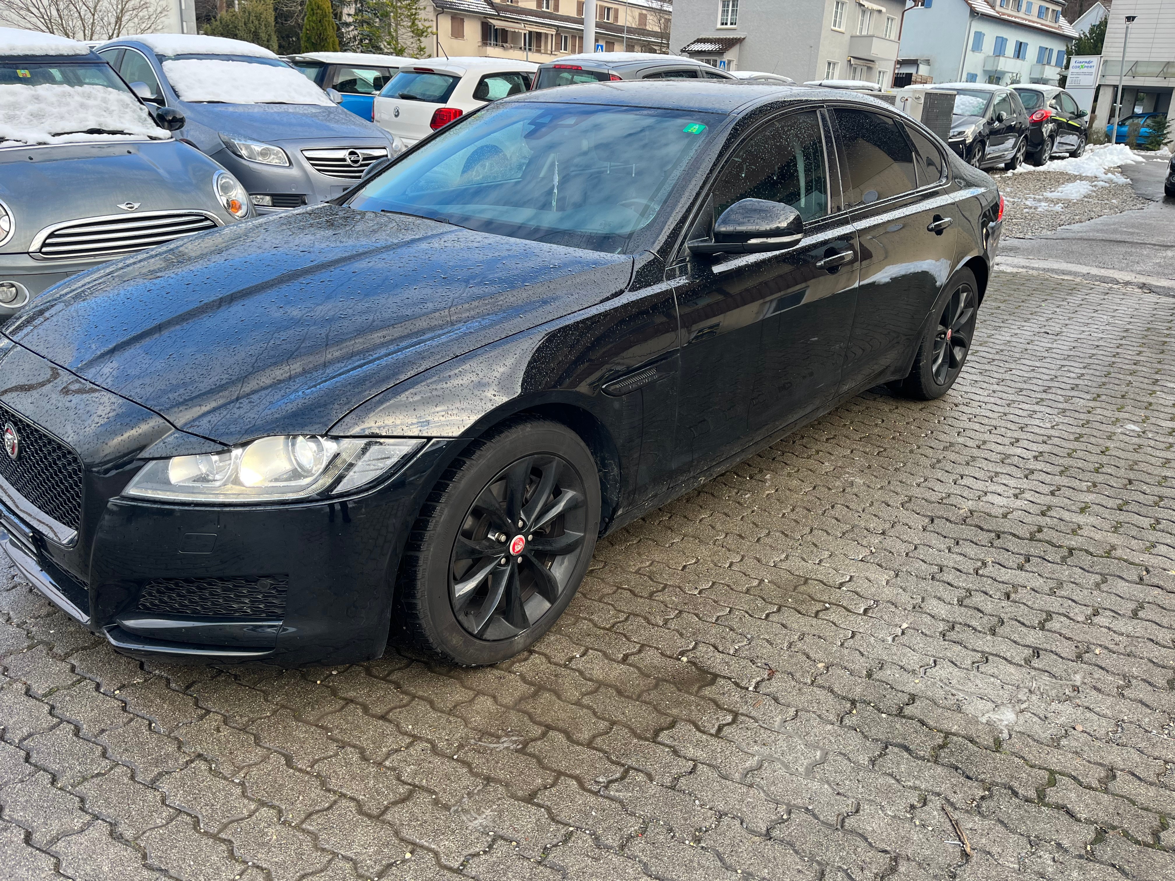 JAGUAR XF 20d Prestige (Limousine) Jaguar JAGUAR XF 20d Prestige (Limousine)