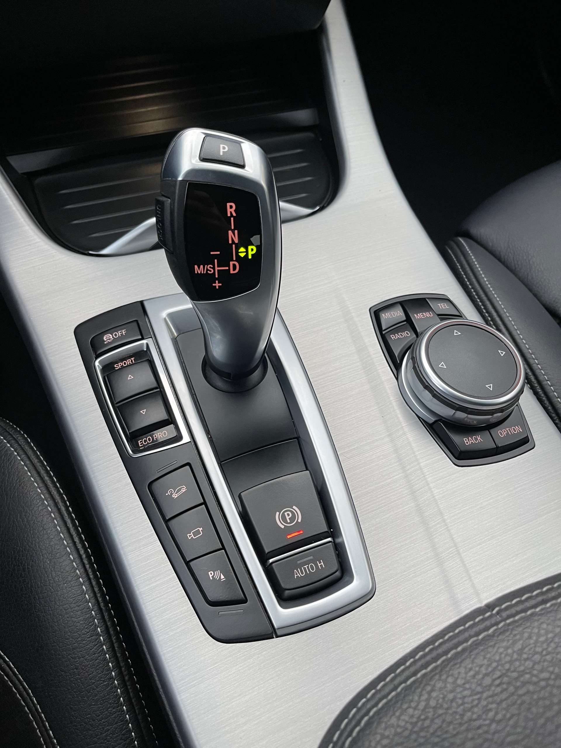 BMW X4 xDrive 20d Steptronic M Sport-image-11