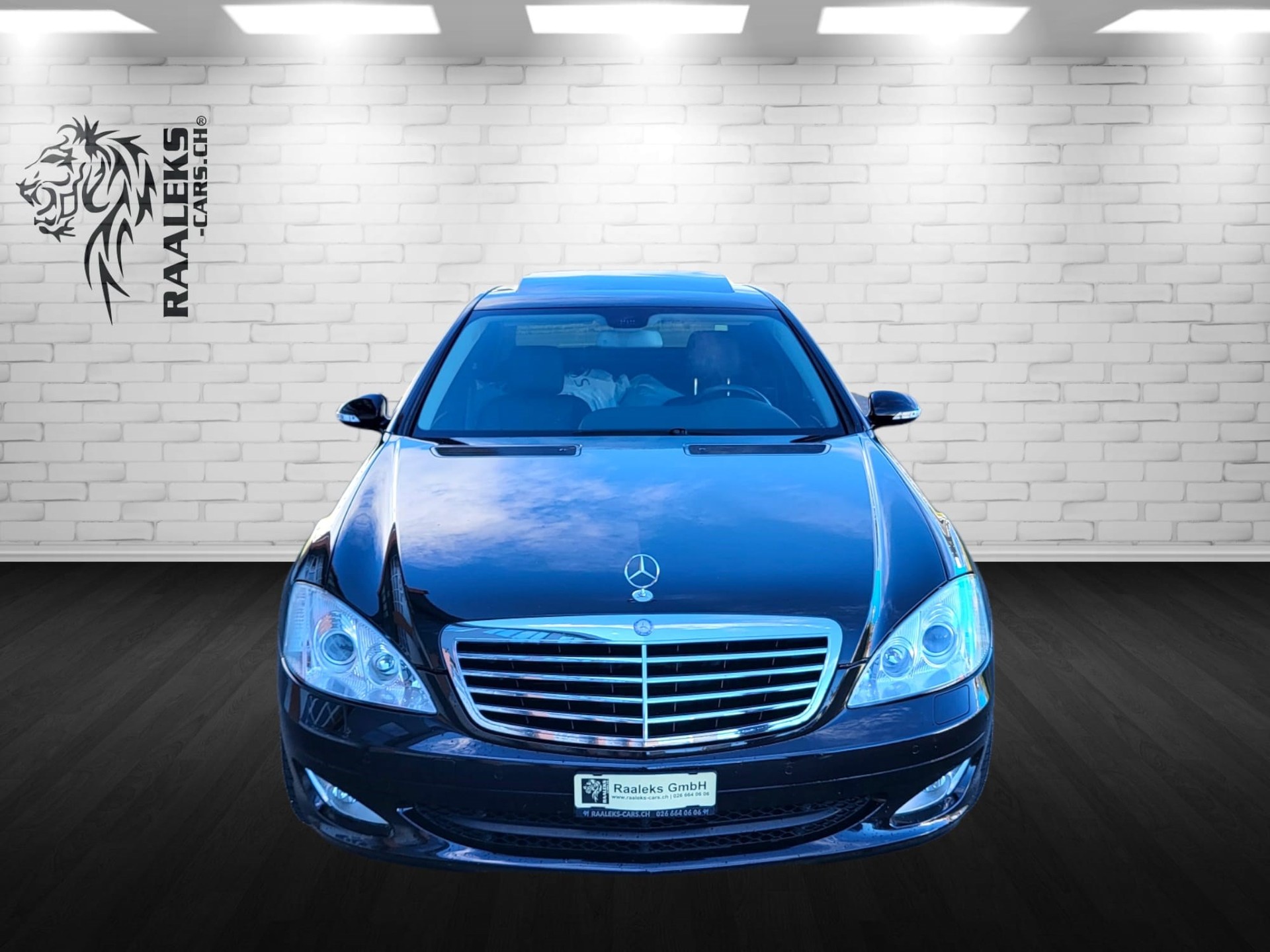 MERCEDES-BENZ S 350 4Matic 7G-Tronic-showroom-element-1