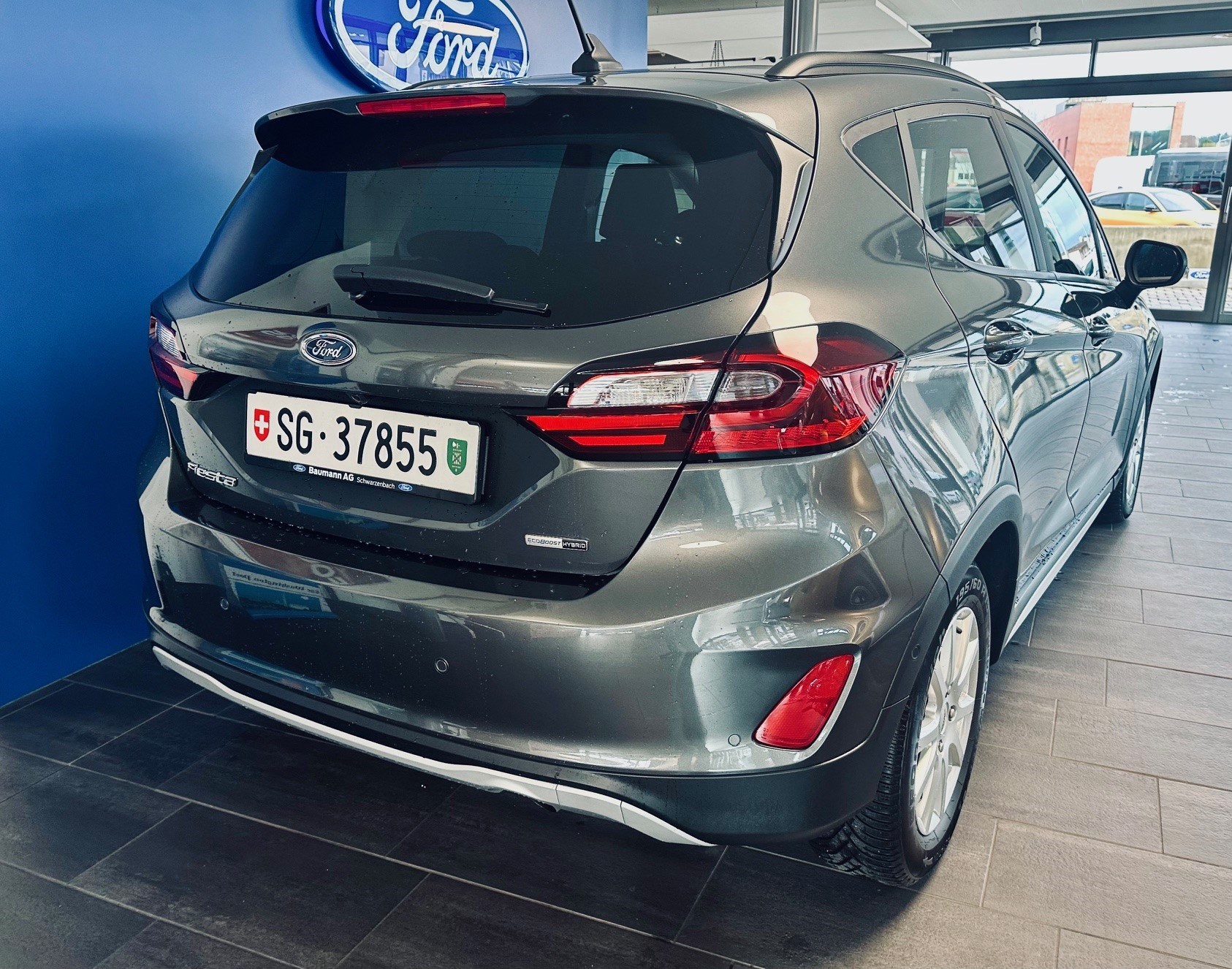 FORD Fiesta 1.0 EcoB Hybrid Active-showroom-element-2