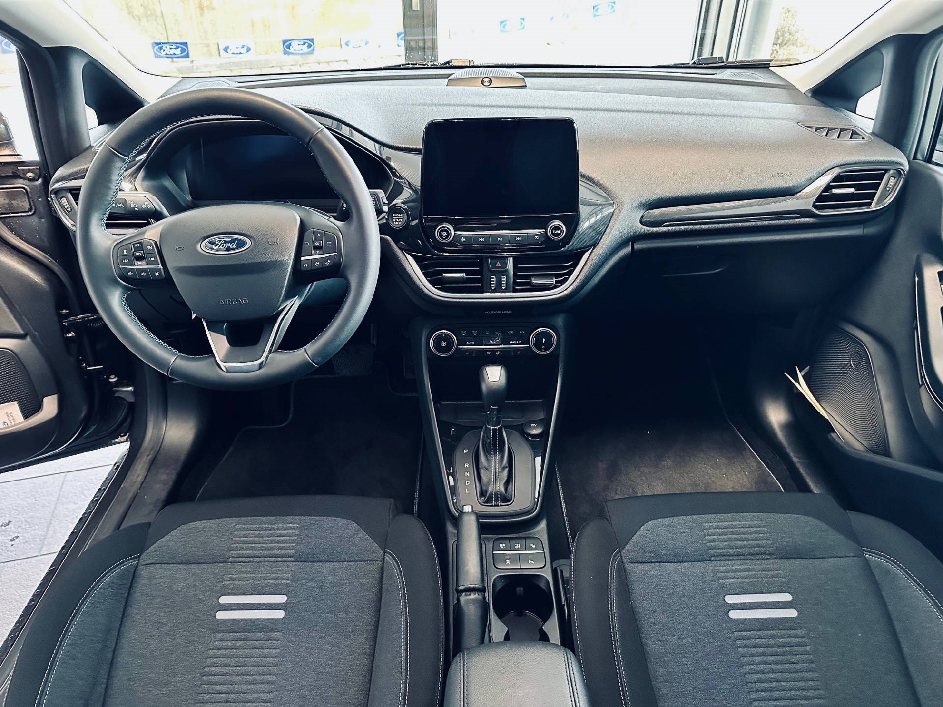 FORD Fiesta 1.0 EcoB Hybrid Active-showroom-element-3