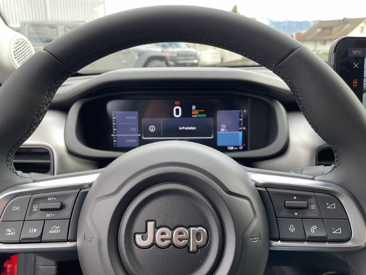 JEEP Avenger Summit-image-11