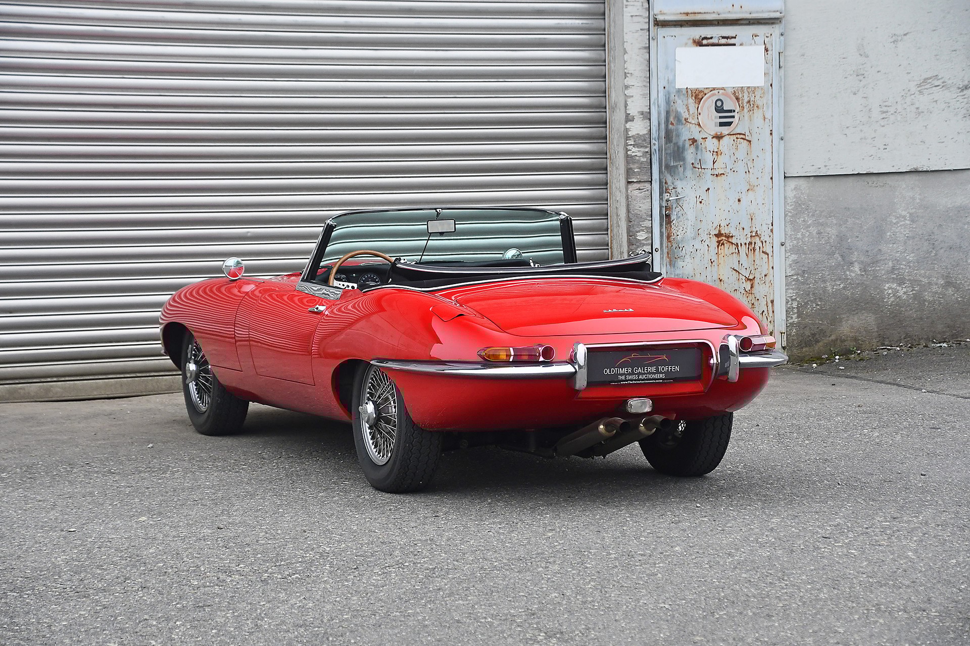 JAGUAR E-Type Series 1 3.8-litre Flat Floor Roadster-image-14