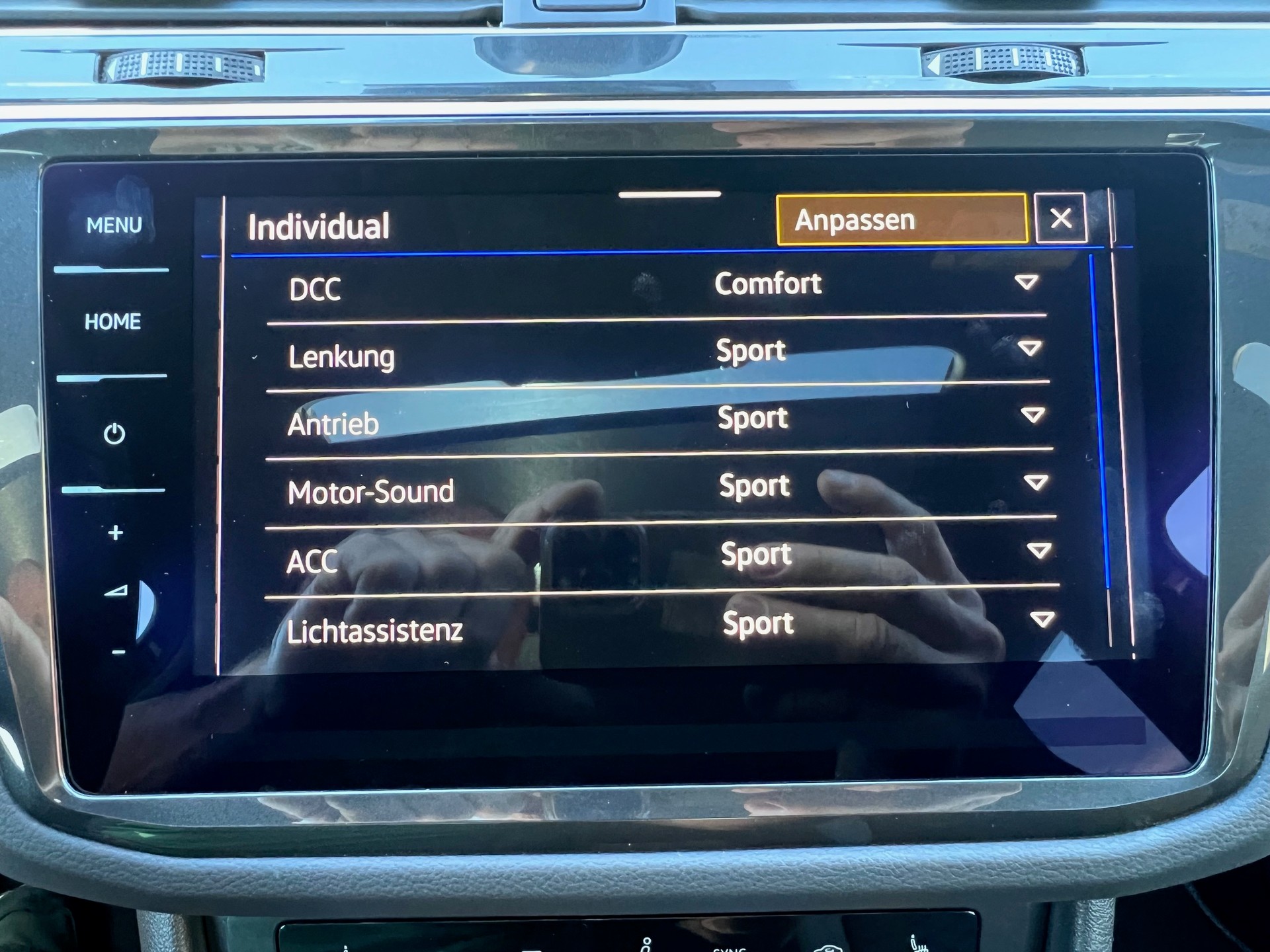 VW Tiguan 2.0TSI R 4Motion DSG-image-14