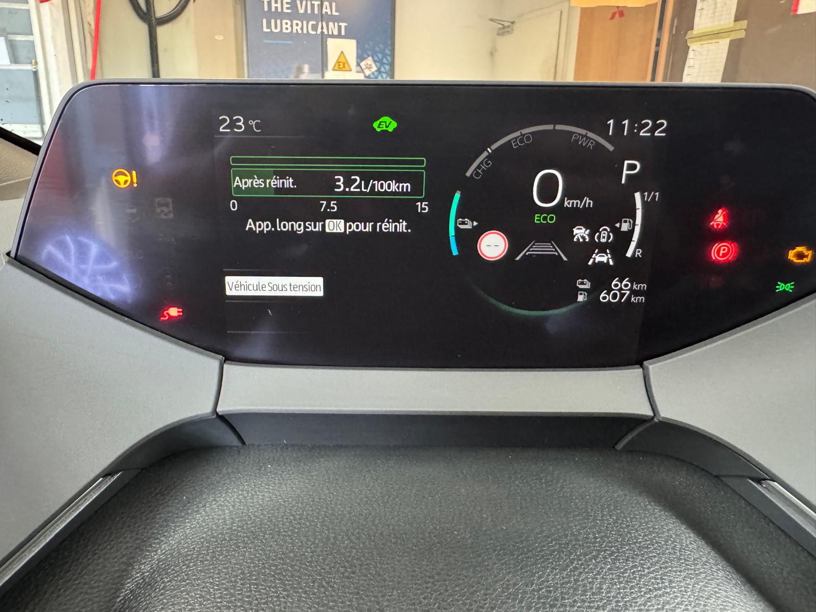 TOYOTA Prius 2,0 VVT-i Plug-in Hybrid Premium-image-9