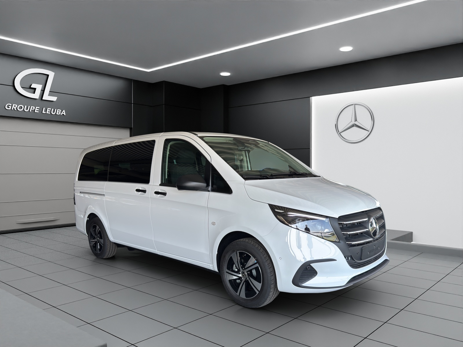 Photo MERCEDES-BENZ VITO Vito 116 CDI Lang Select Family Tourer 4Matic 9G-Tronic