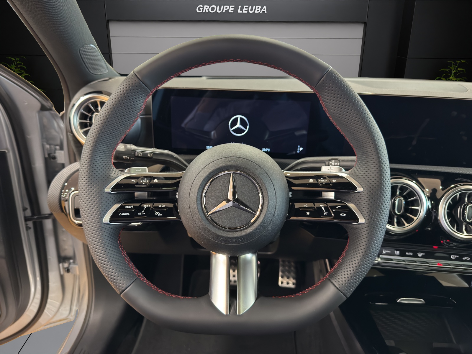 Image MERCEDES-BENZ A-250 A 250 4Matic 8G-DCT