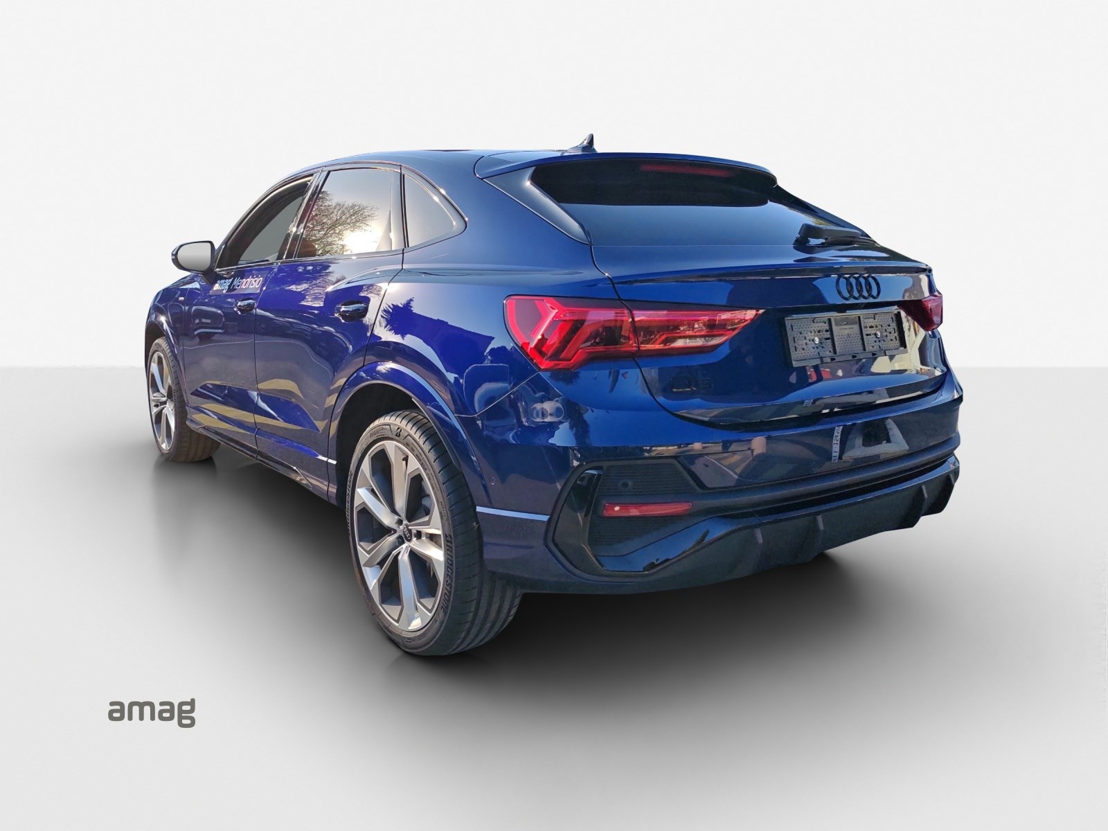 AUDI Q3 Sportback 35 TFSI S line-showroom-element-2