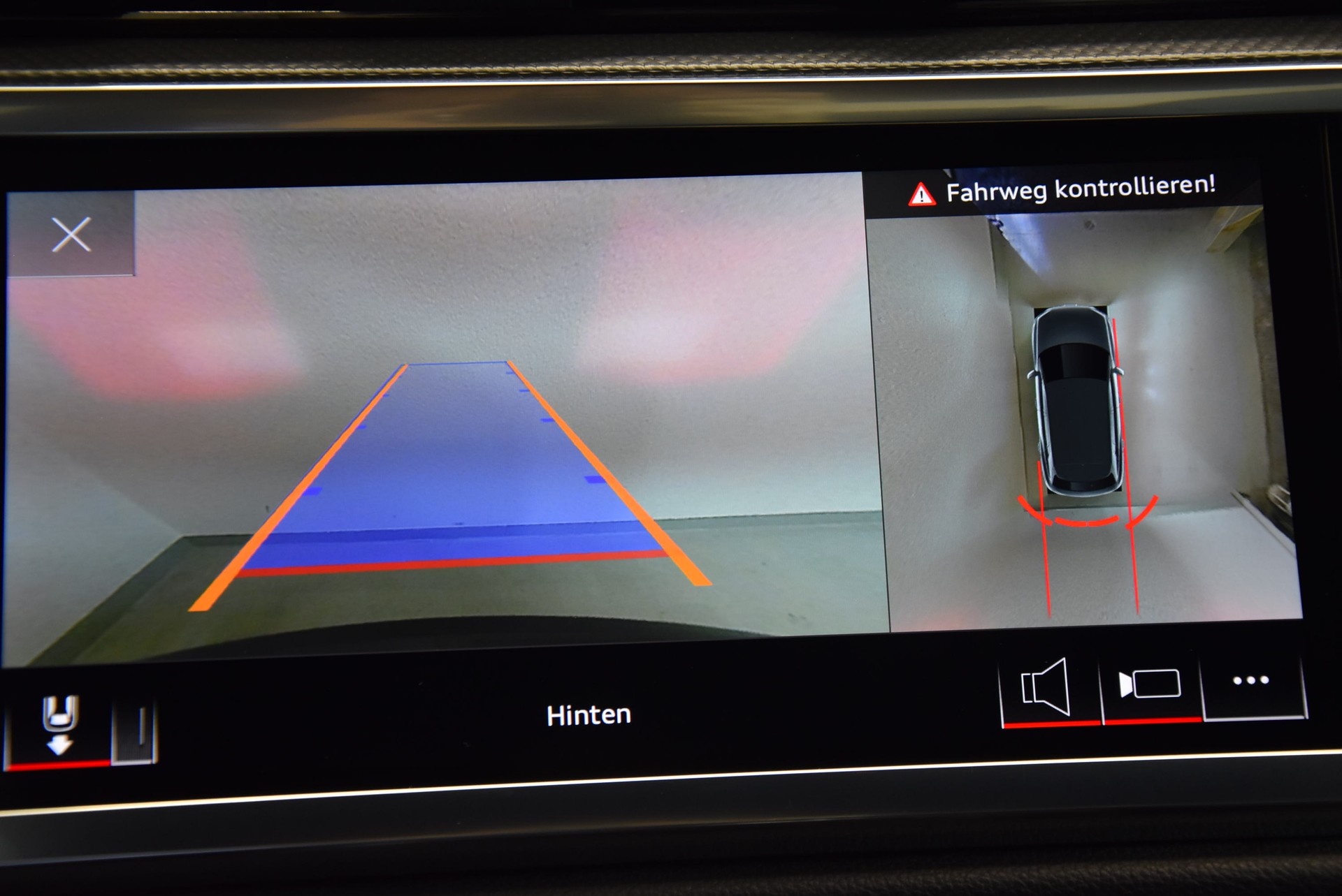 AUDI Q3 35 TFSI S Line Attraction S-tronic-image-8