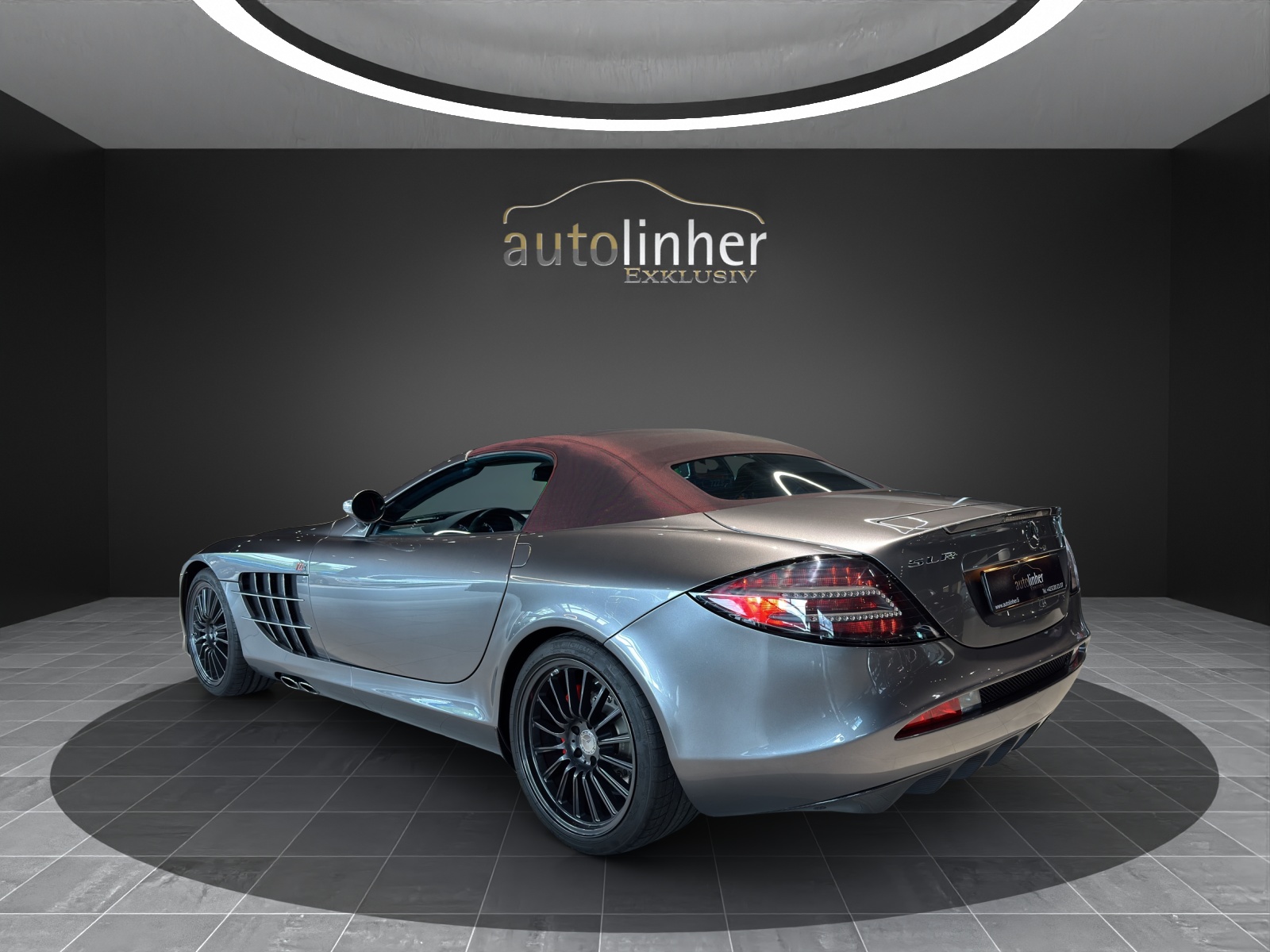 MERCEDES-BENZ McLaren Roadster 722 S-showroom-element-2