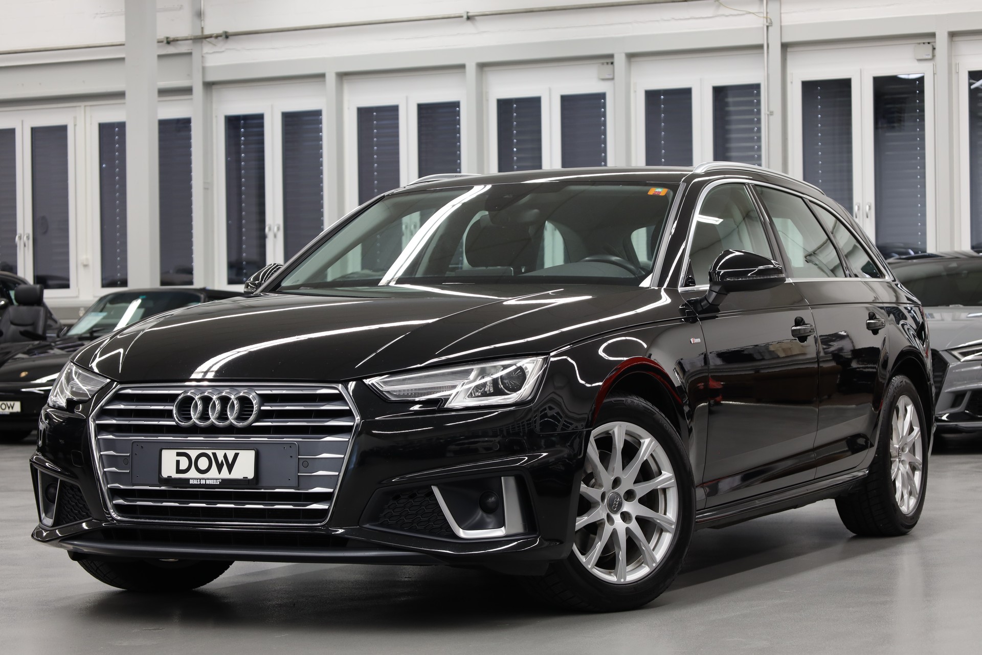 AUDI A4 Avant 2.0 35 TDI Design S-Tronic