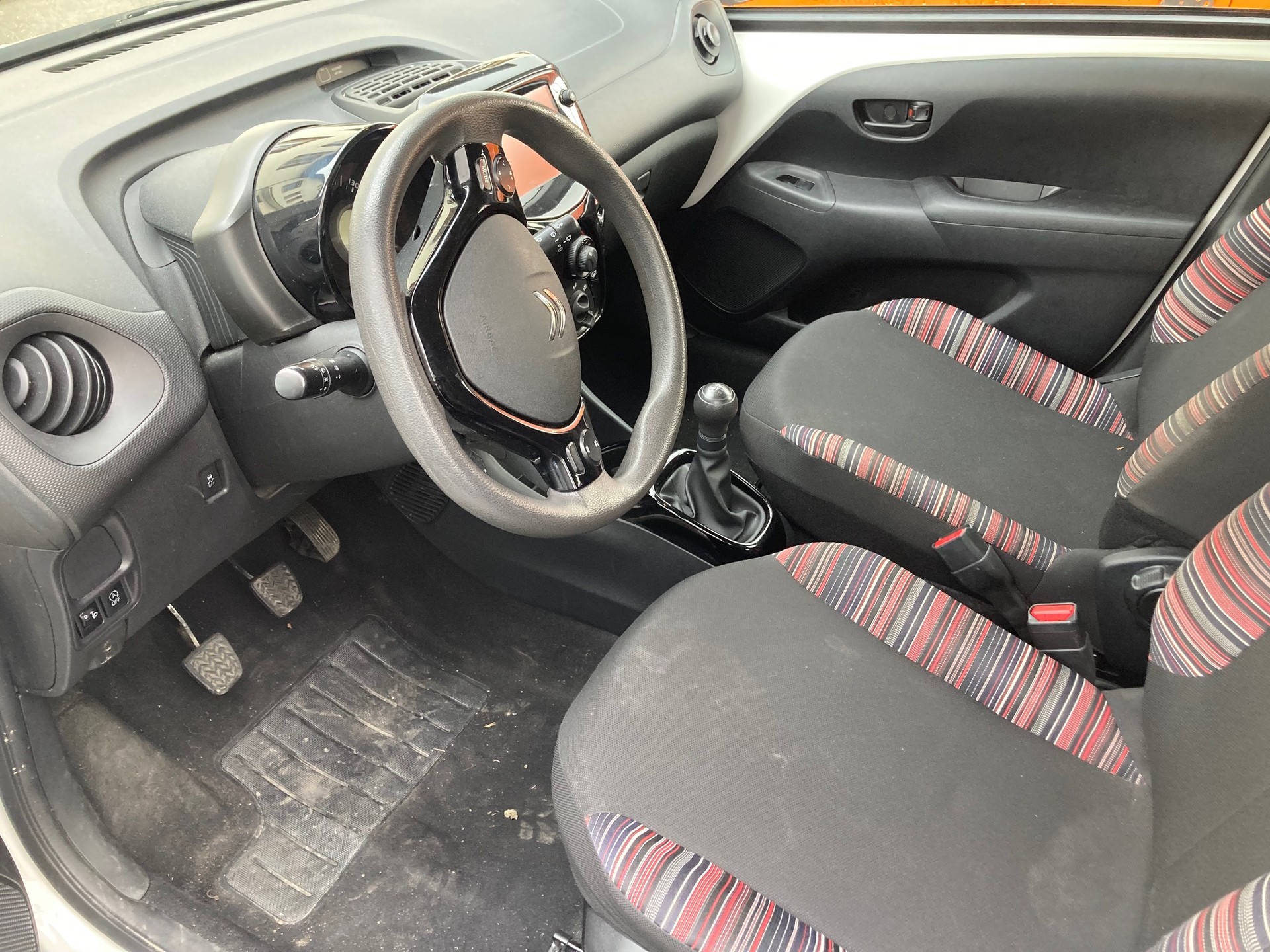 CITROEN C1 1.0 VTi Shine Stop&Start-image-2