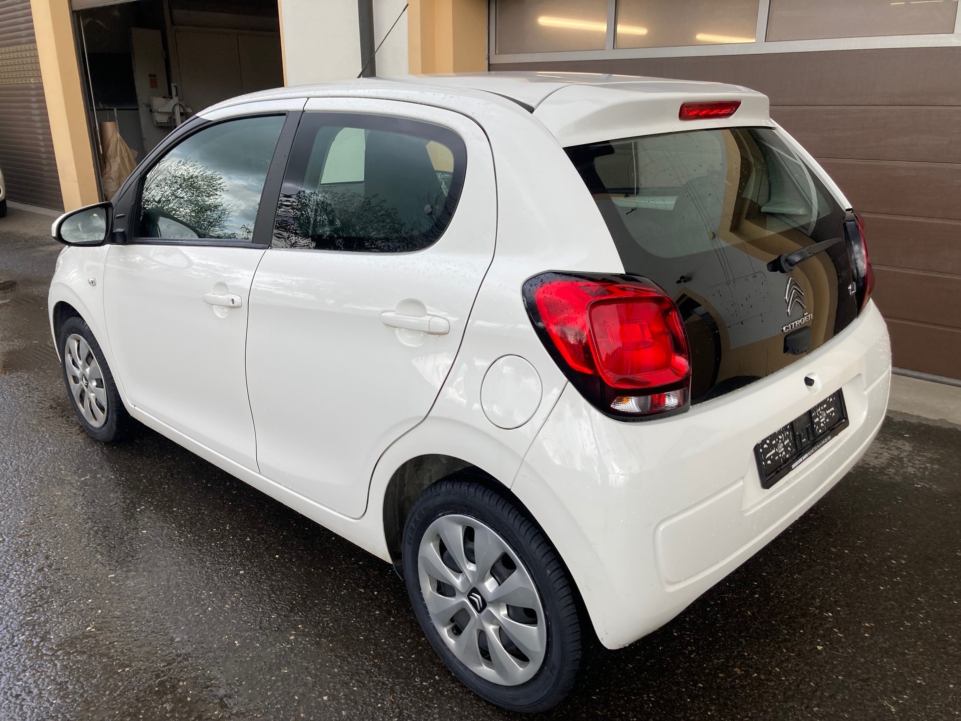 CITROEN C1 1.0 VTi Shine Stop&Start-image-1