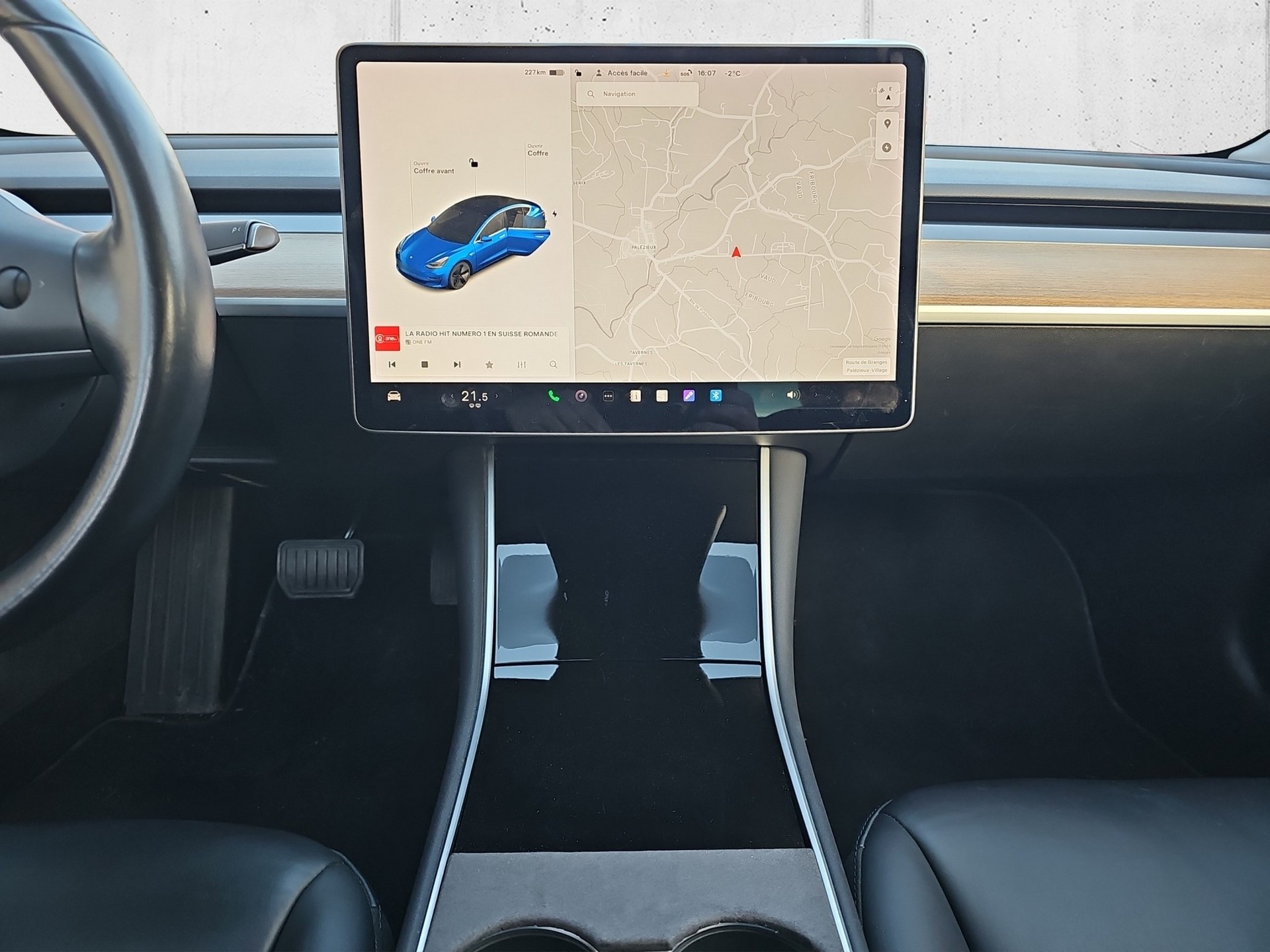 TESLA Model 3 Long Range Dual Motor AWD-image-17