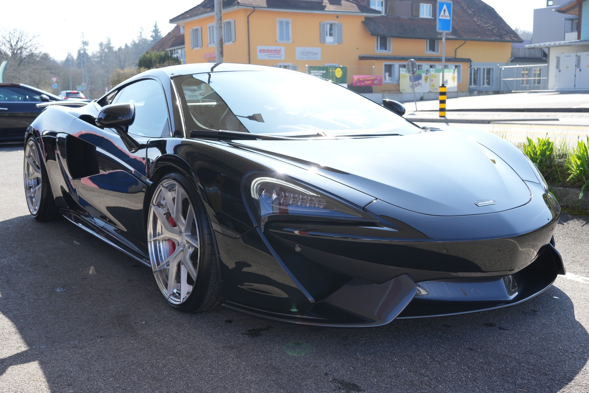 McLAREN 570S Coupé 3.8 V8 SSG-image-6