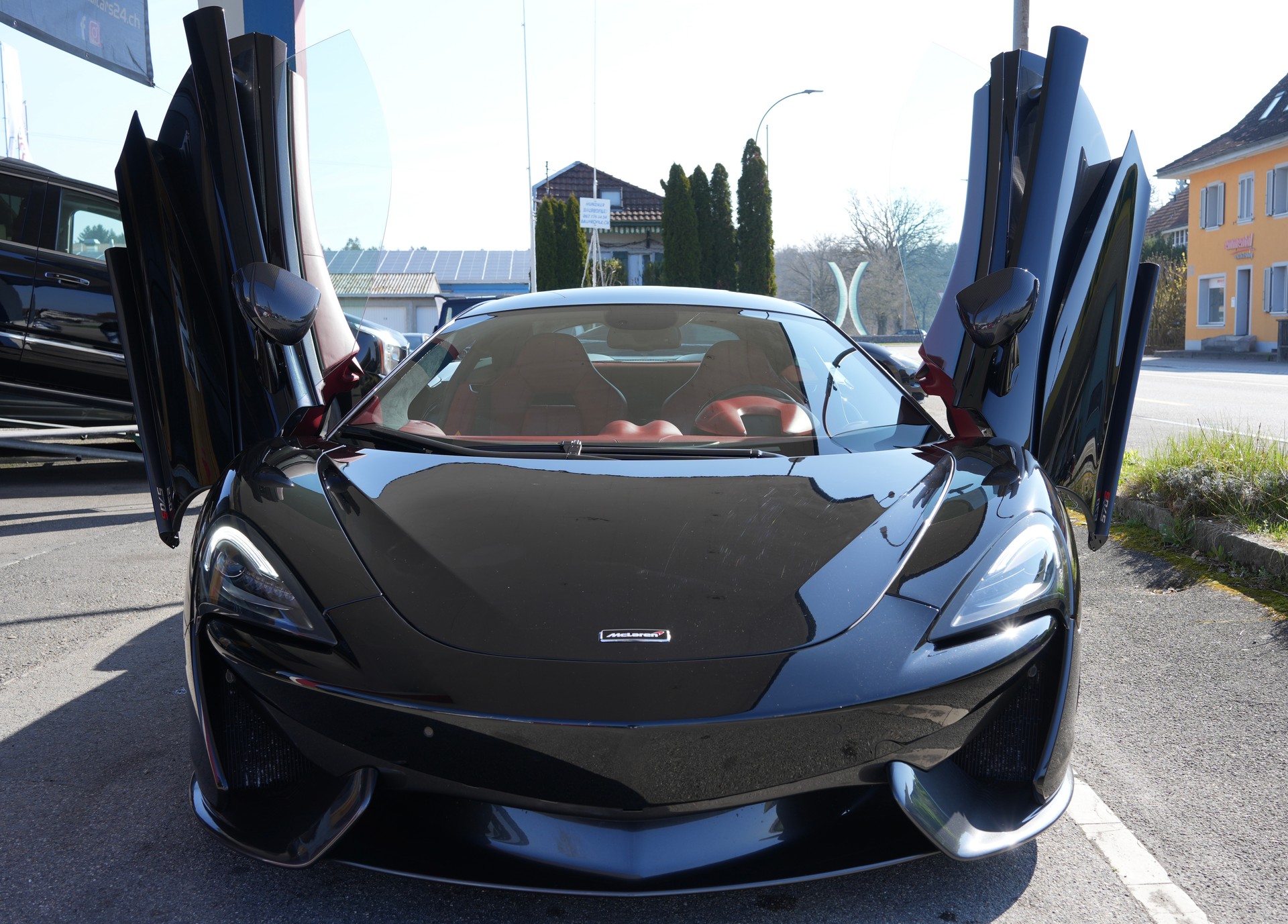 McLAREN 570S Coupé 3.8 V8 SSG-image-7