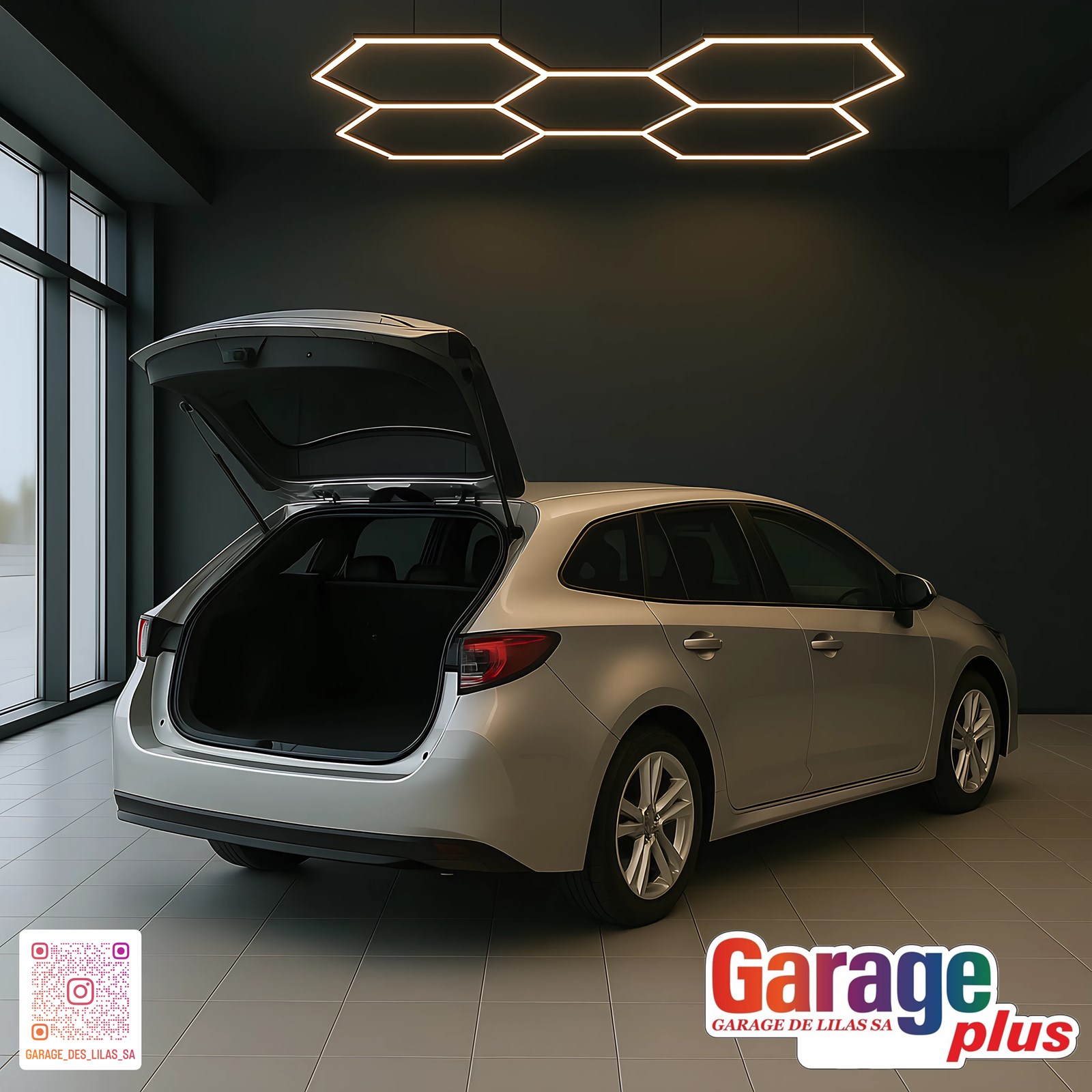 SUZUKI Swace 1.8 Compact Top Hybrid-showroom-element-2