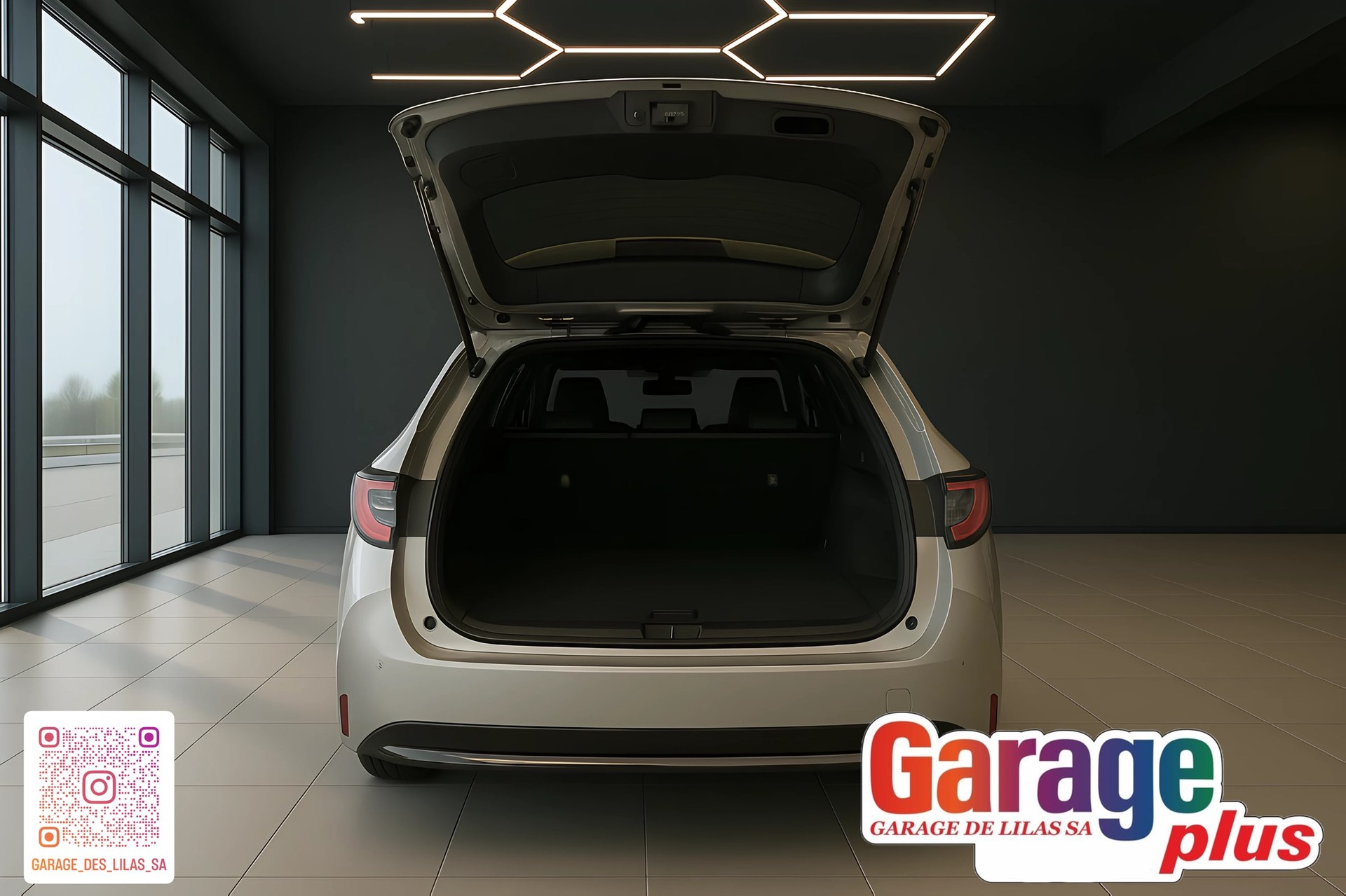 SUZUKI Swace 1.8 Compact Top Hybrid-showroom-element-3
