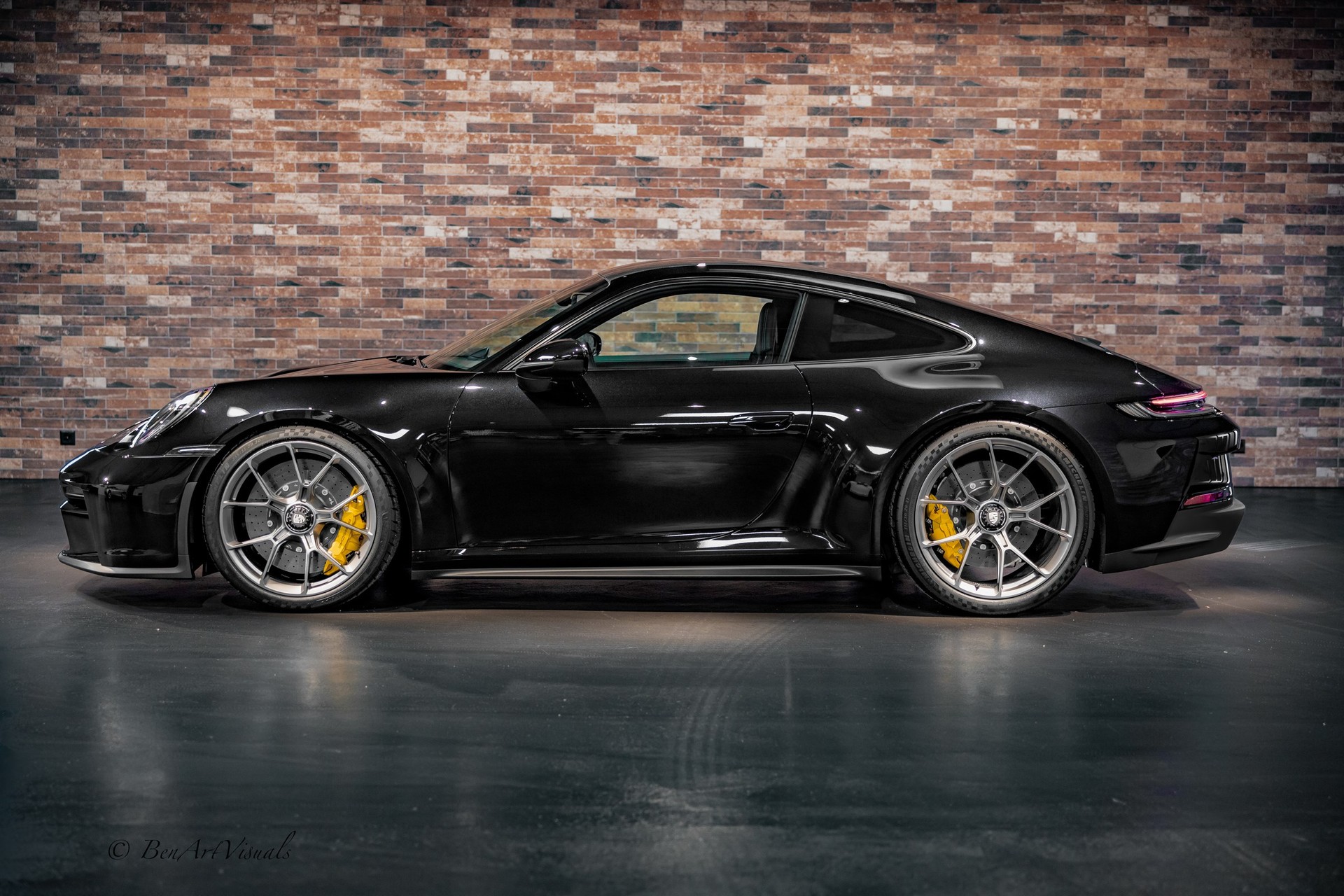 PORSCHE 911 GT3 Touring PDK-image-1