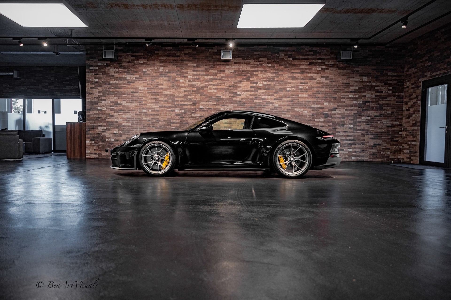 PORSCHE 911 GT3 Touring PDK-image-10
