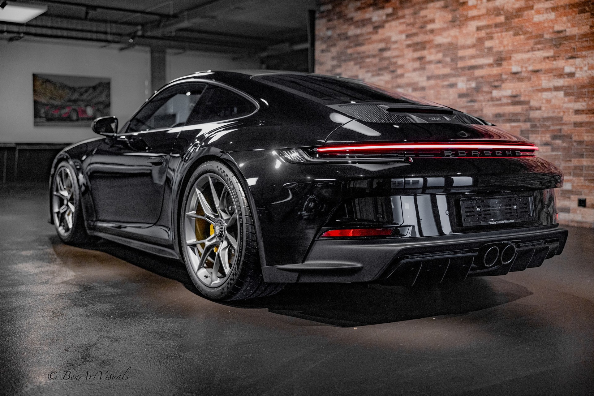 PORSCHE 911 GT3 Touring PDK-image-3