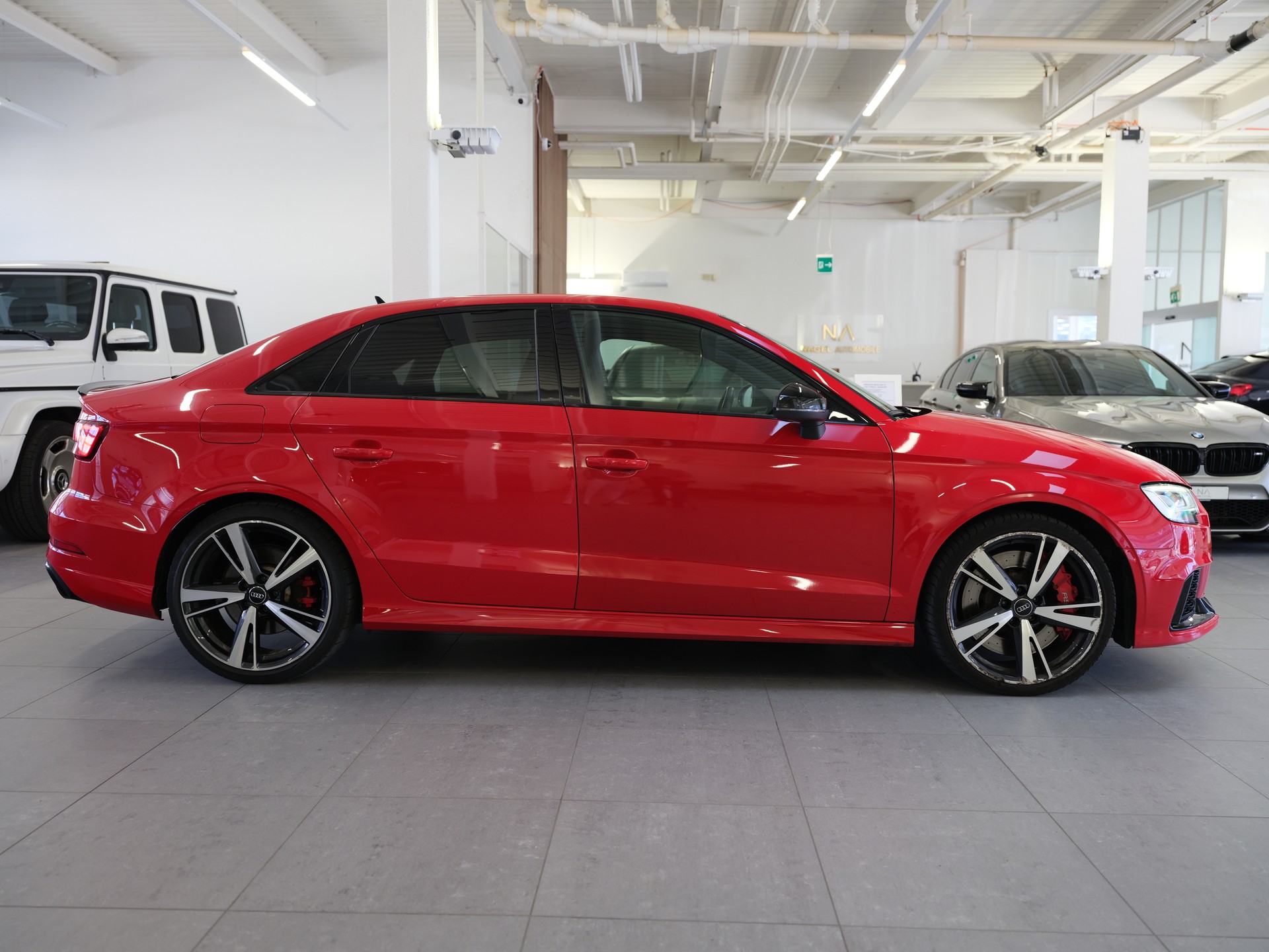AUDI RS3 Limousine 2.5 TSI quattro S-tronic-image-6