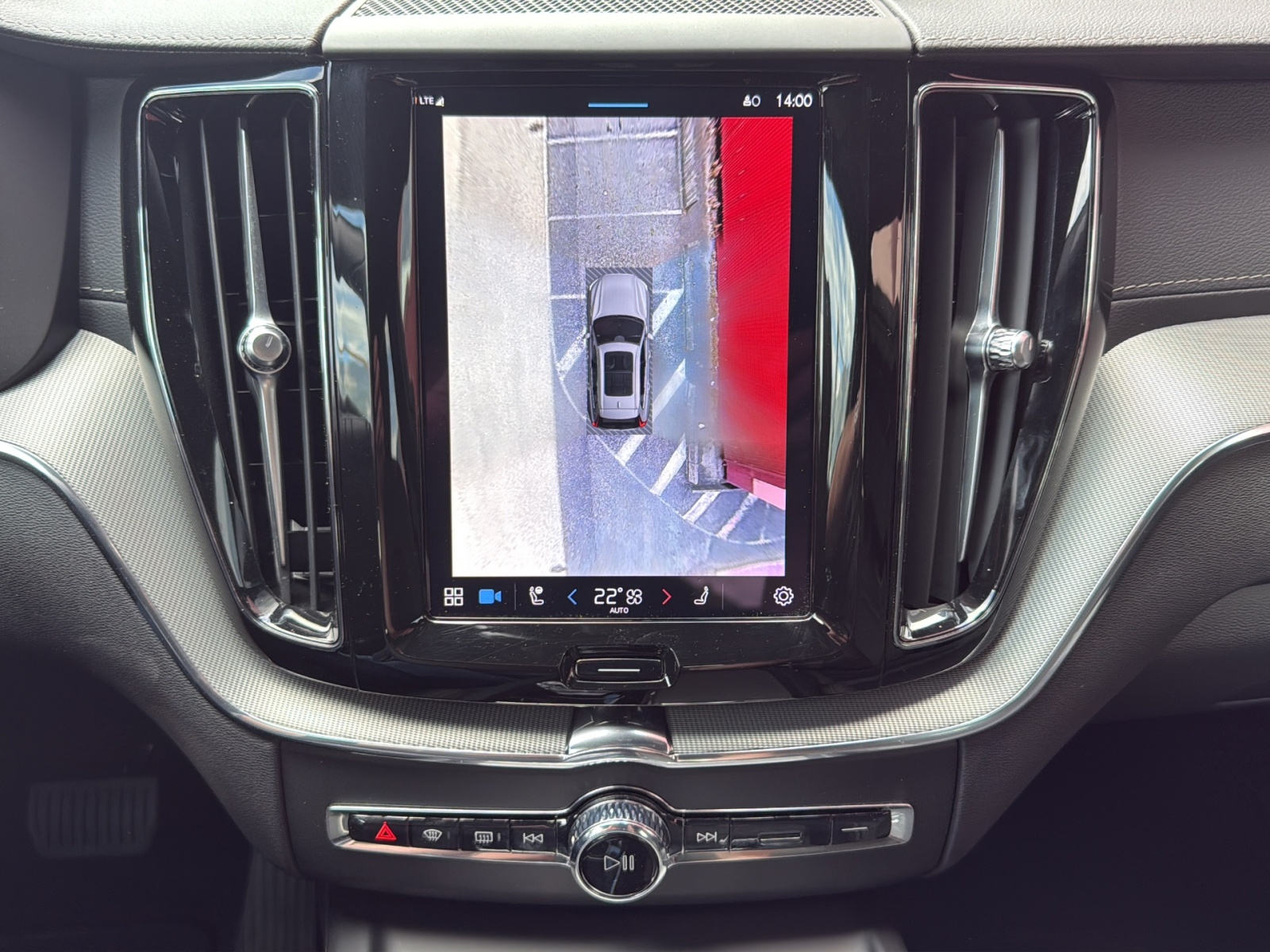 Image VOLVO XC60 XC60 2.0 T8 TE Ultimate Dark eAWD