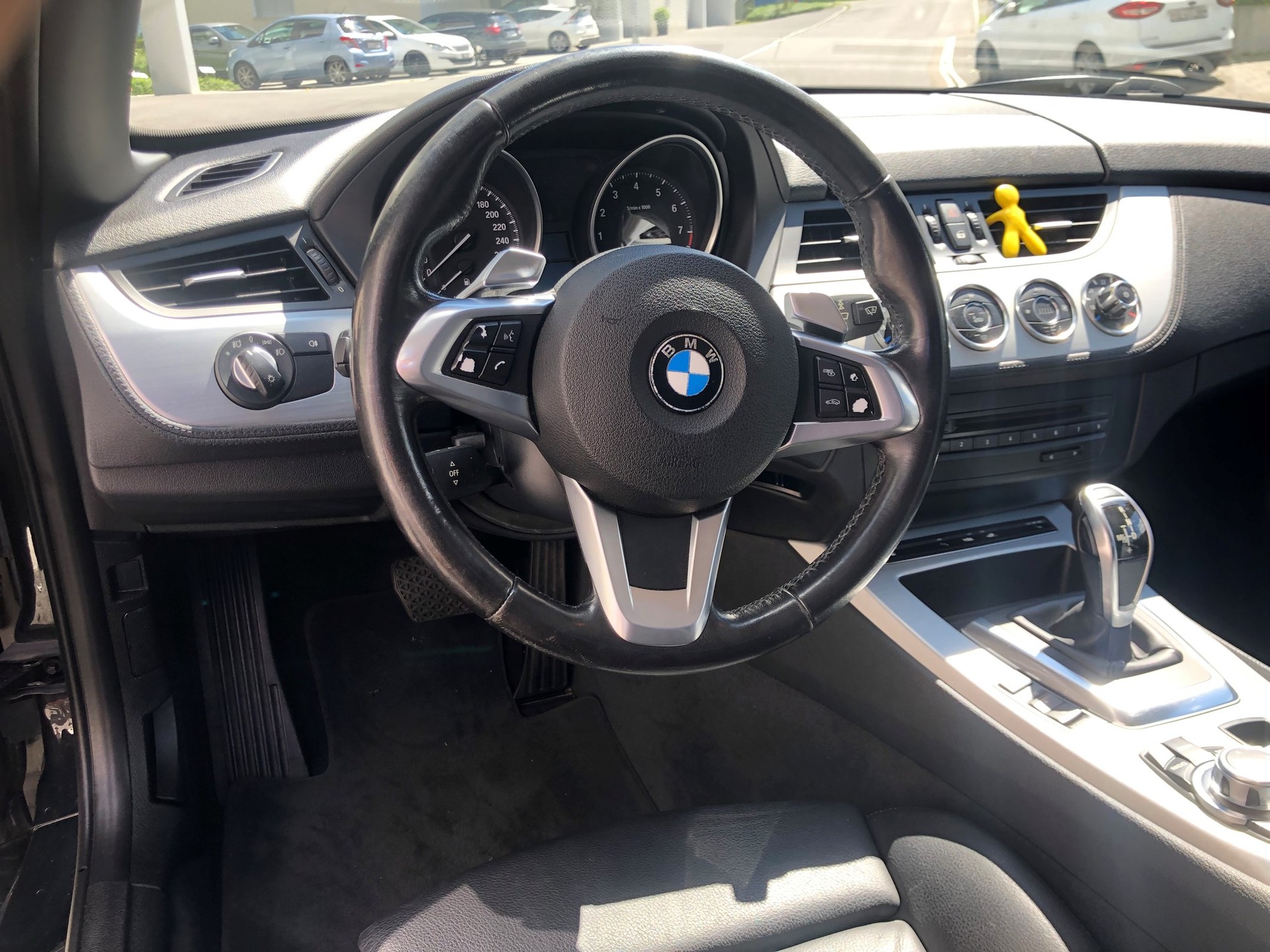 BMW Z4 sDrive35i DKG-image-6