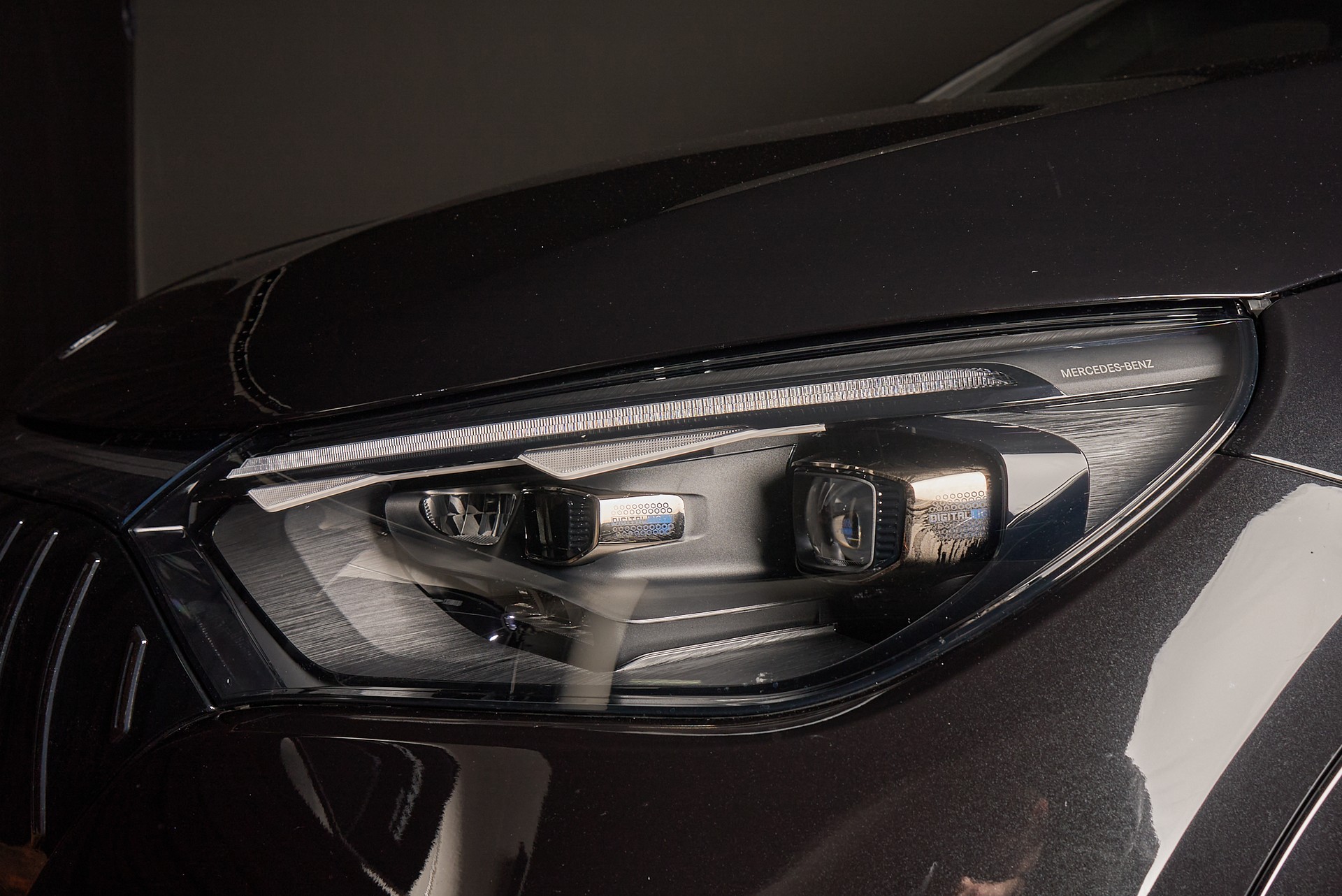 MERCEDES-BENZ EQE SUV AMG 43 4Matic Executive Edition-showroom-element-2