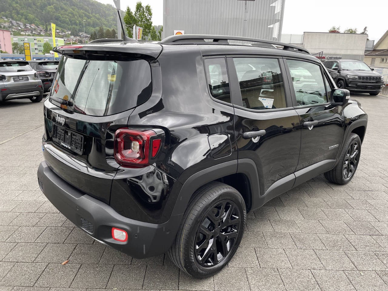 JEEP Renegade 1.3 Summit 4xe-image-4