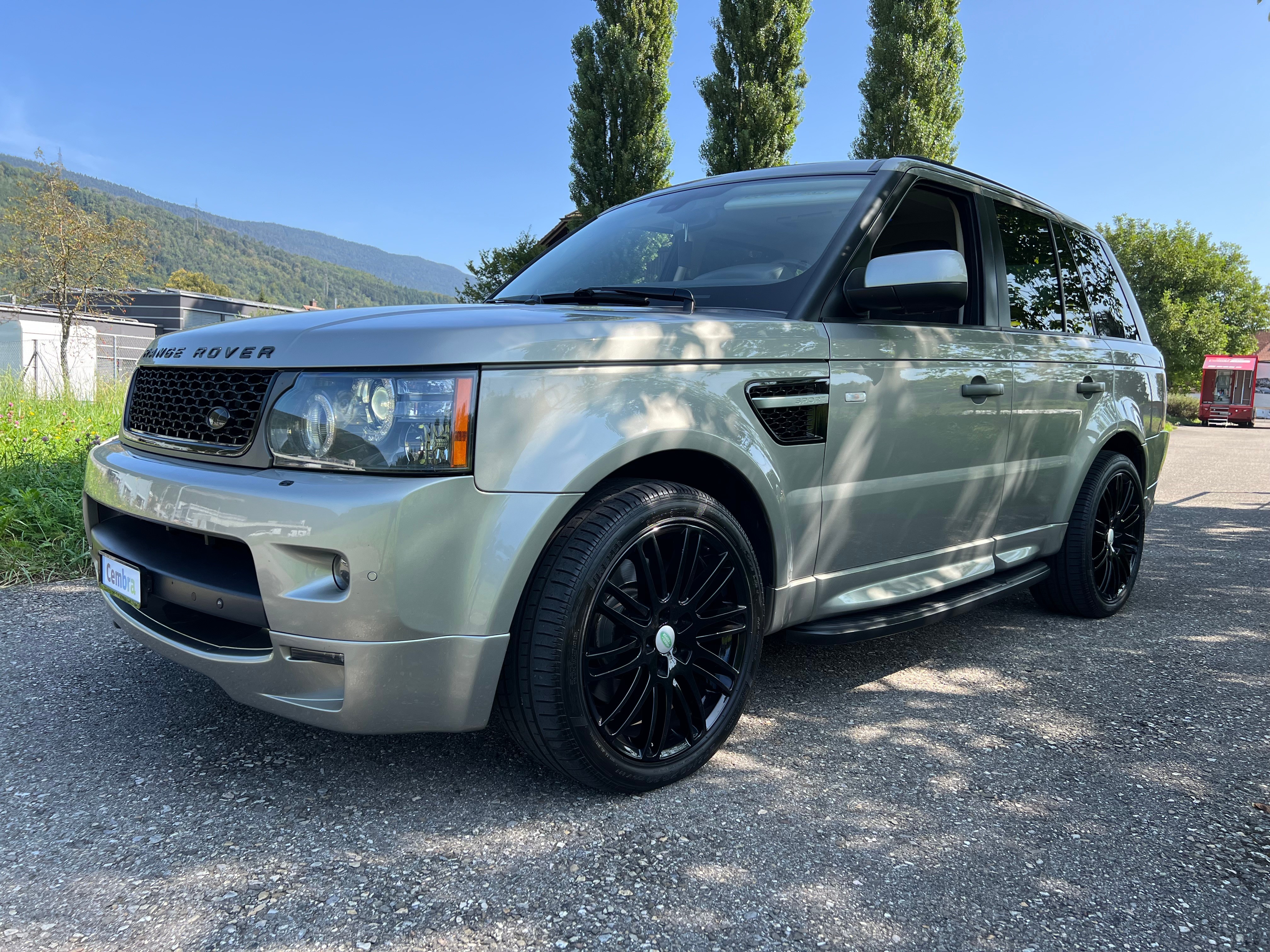 LAND ROVER (SUV / Gelndewagen)