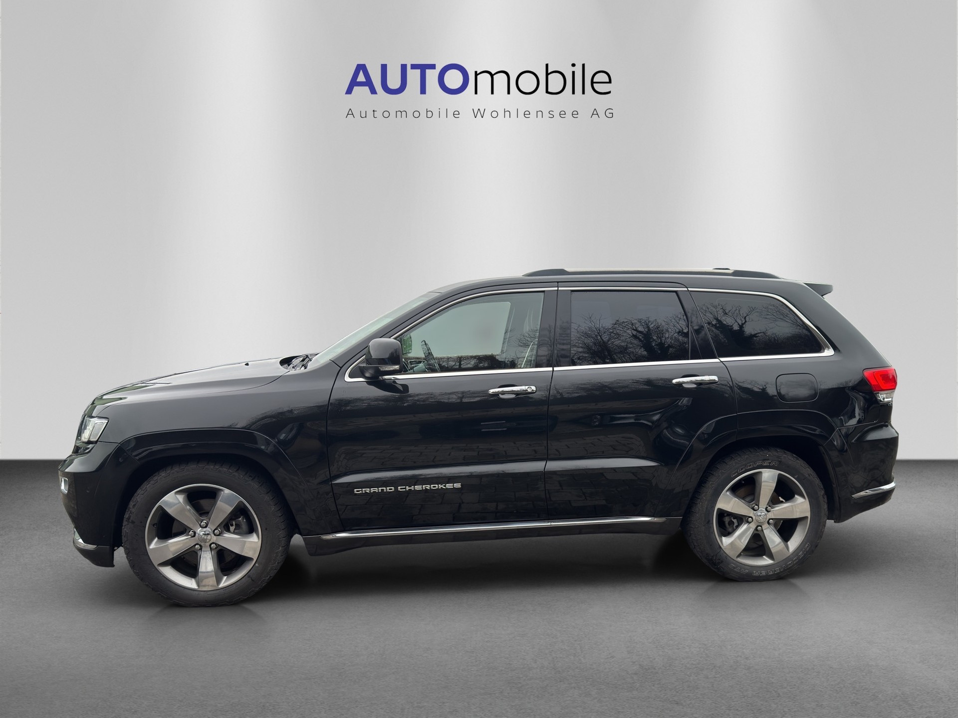 JEEP Grand Cherokee Summit 5.7 V8