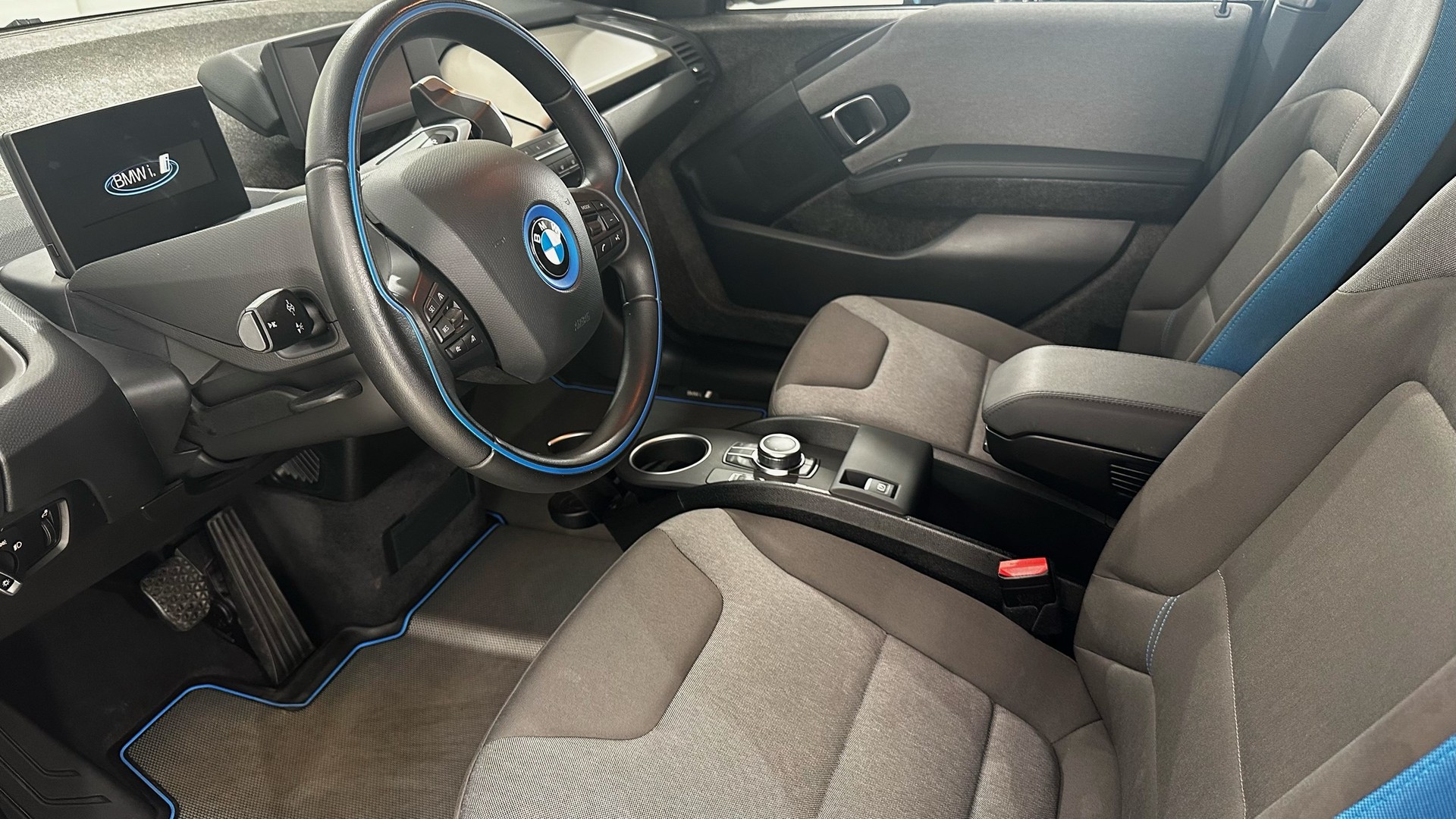 BMW i3 E-Motor 120 Ah-showroom-element-3