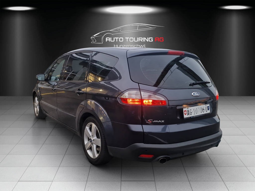 FORD S-Max 2.5i Turbo 20V Titanium S 7 Pl-image-4