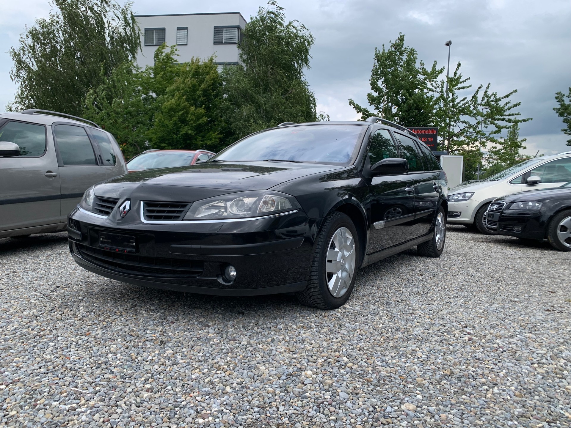 RENAULT Laguna Grandtour 2.0 16V T Initiale