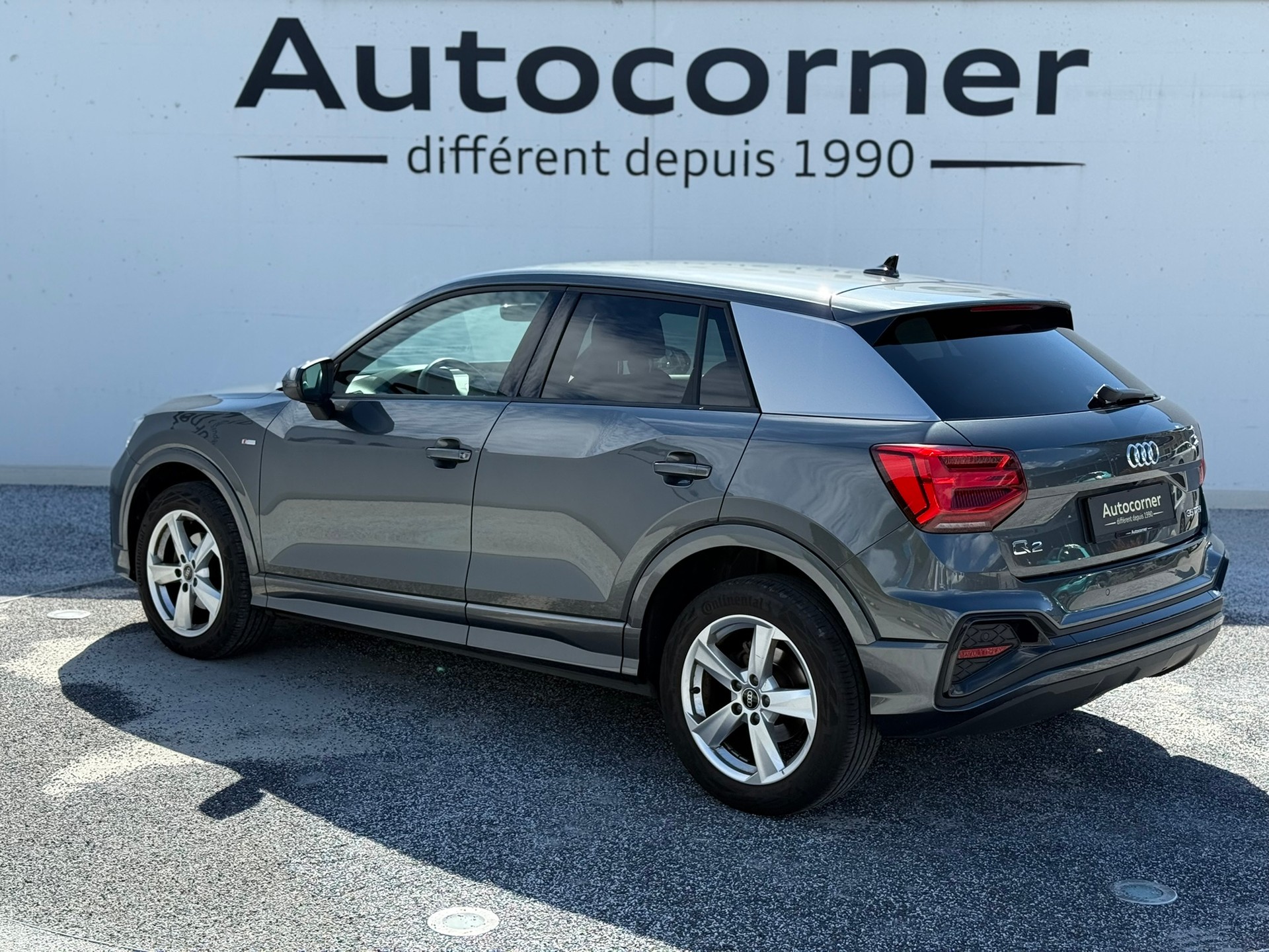 AUDI Q2 35 TFSI S line-showroom-element-1