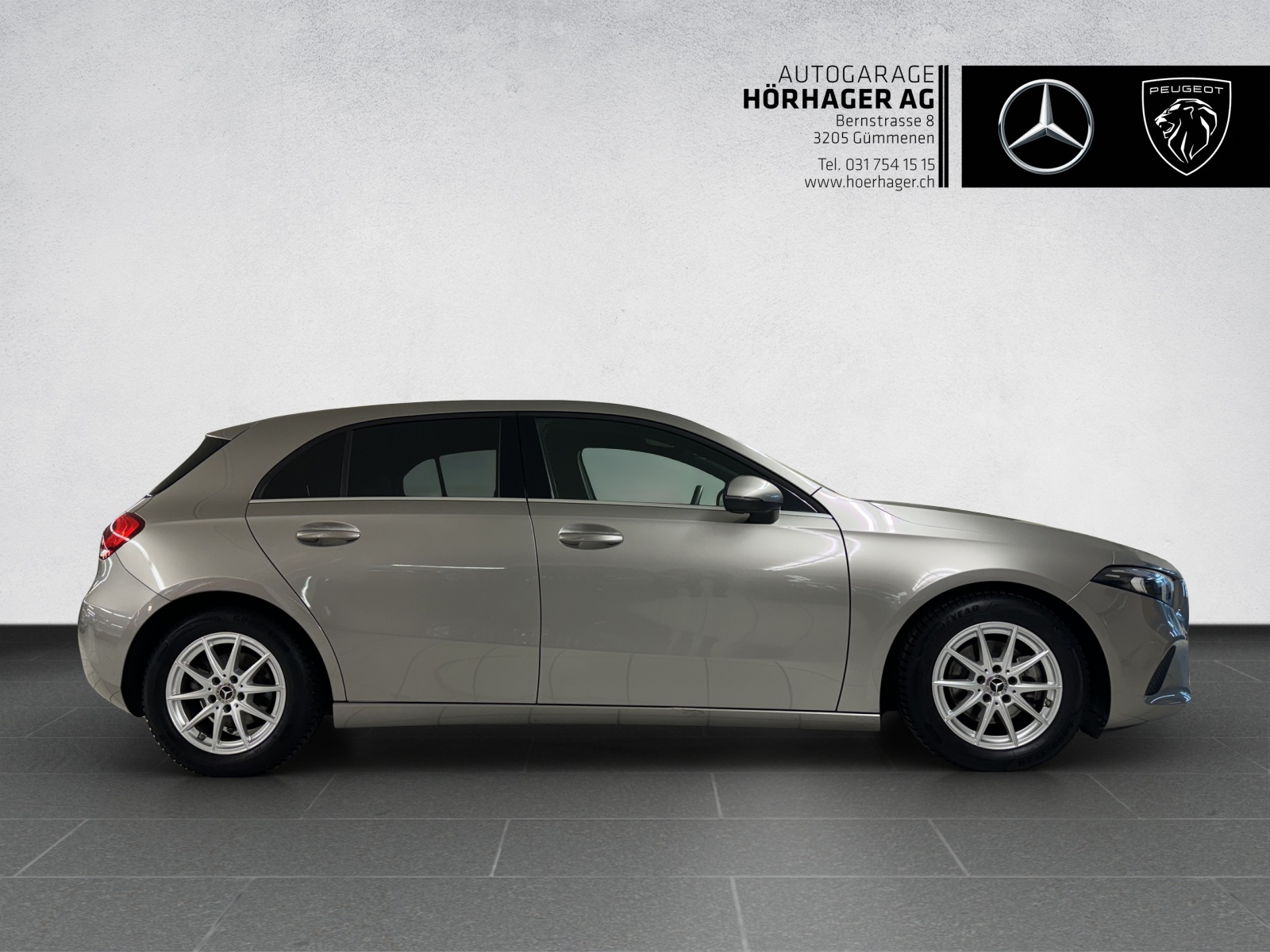 MERCEDES-BENZ A 180 d Progressive-showroom-element-2
