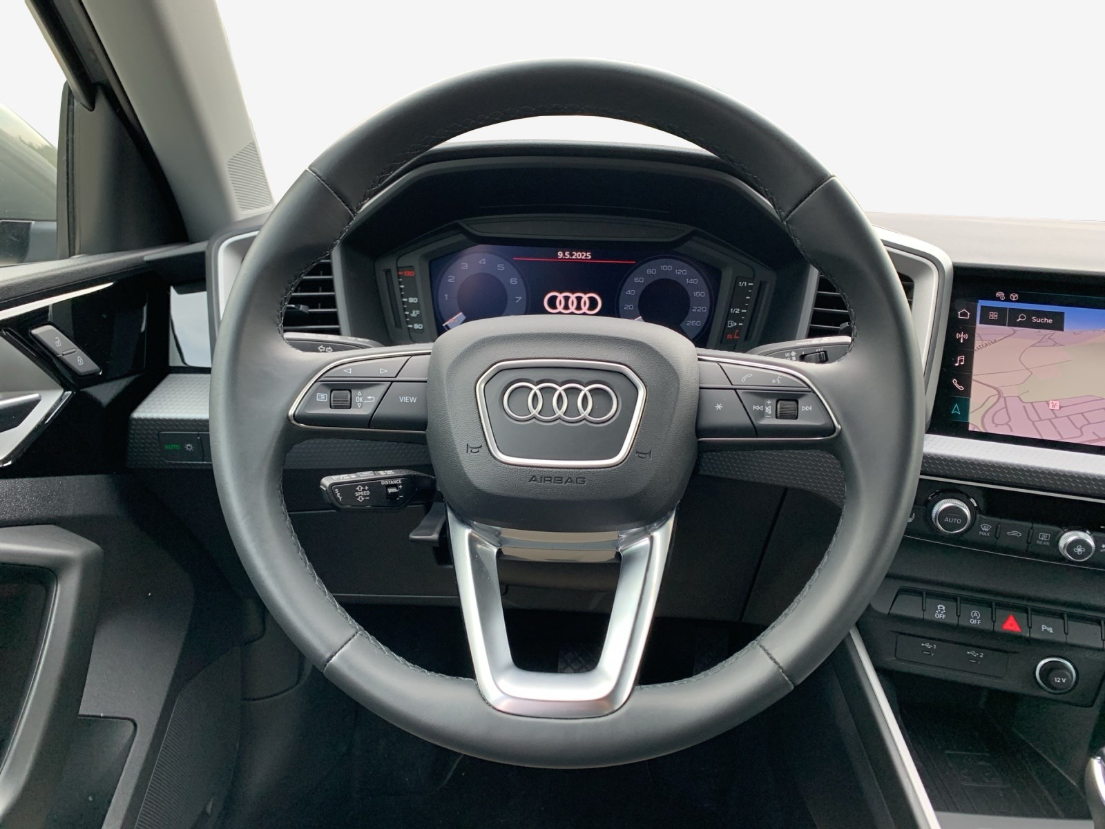 AUDI A1 allstreet 30 TFSI S-tronic-image-9