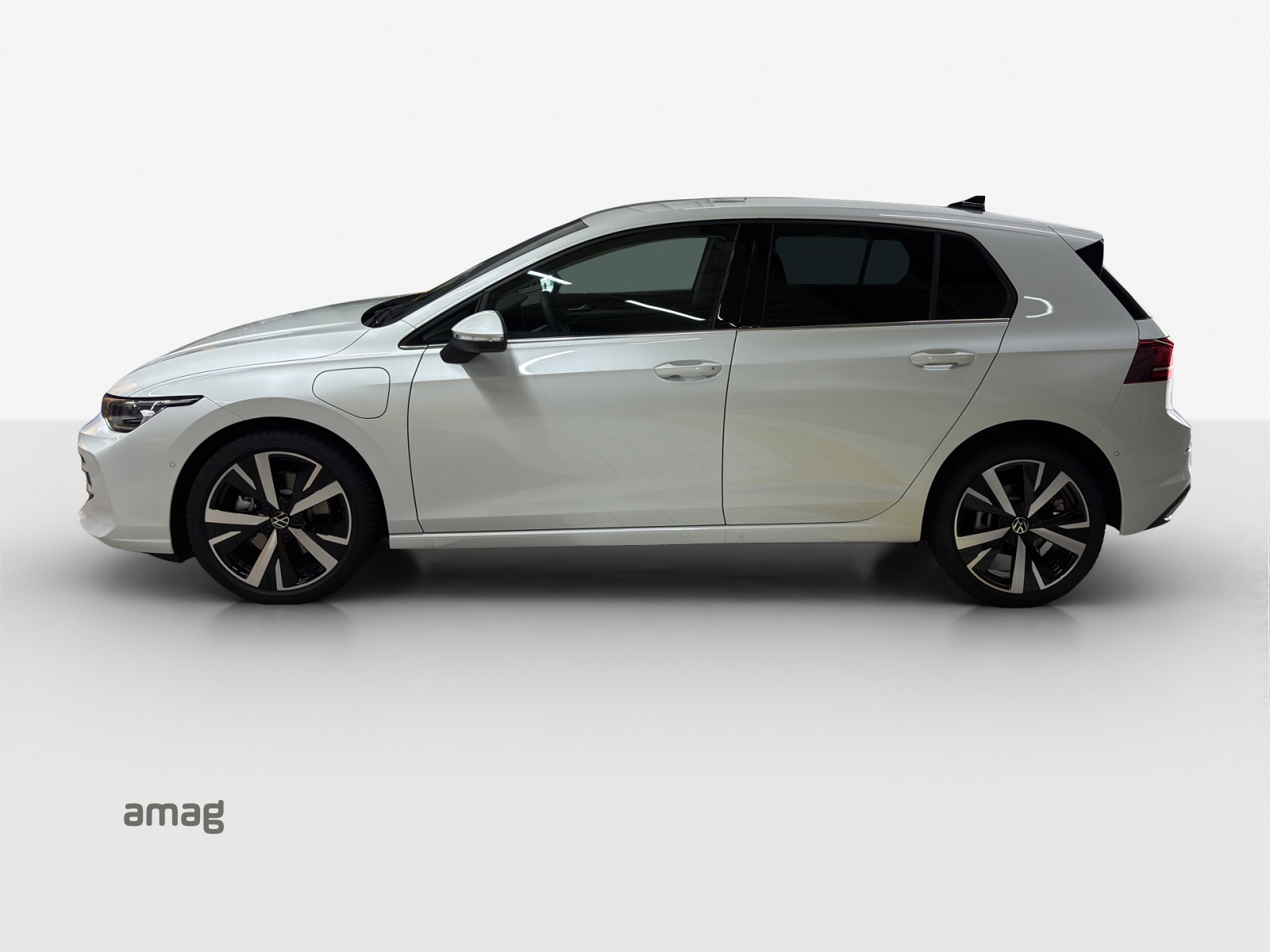 VW Golf 1.5 TSI PHEV Style-showroom-element-1
