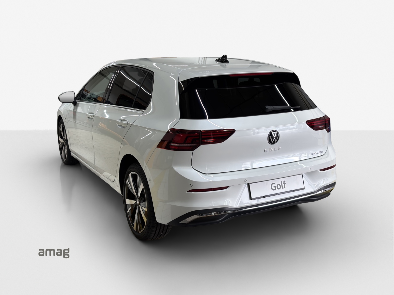 VW Golf 1.5 TSI PHEV Style-showroom-element-2