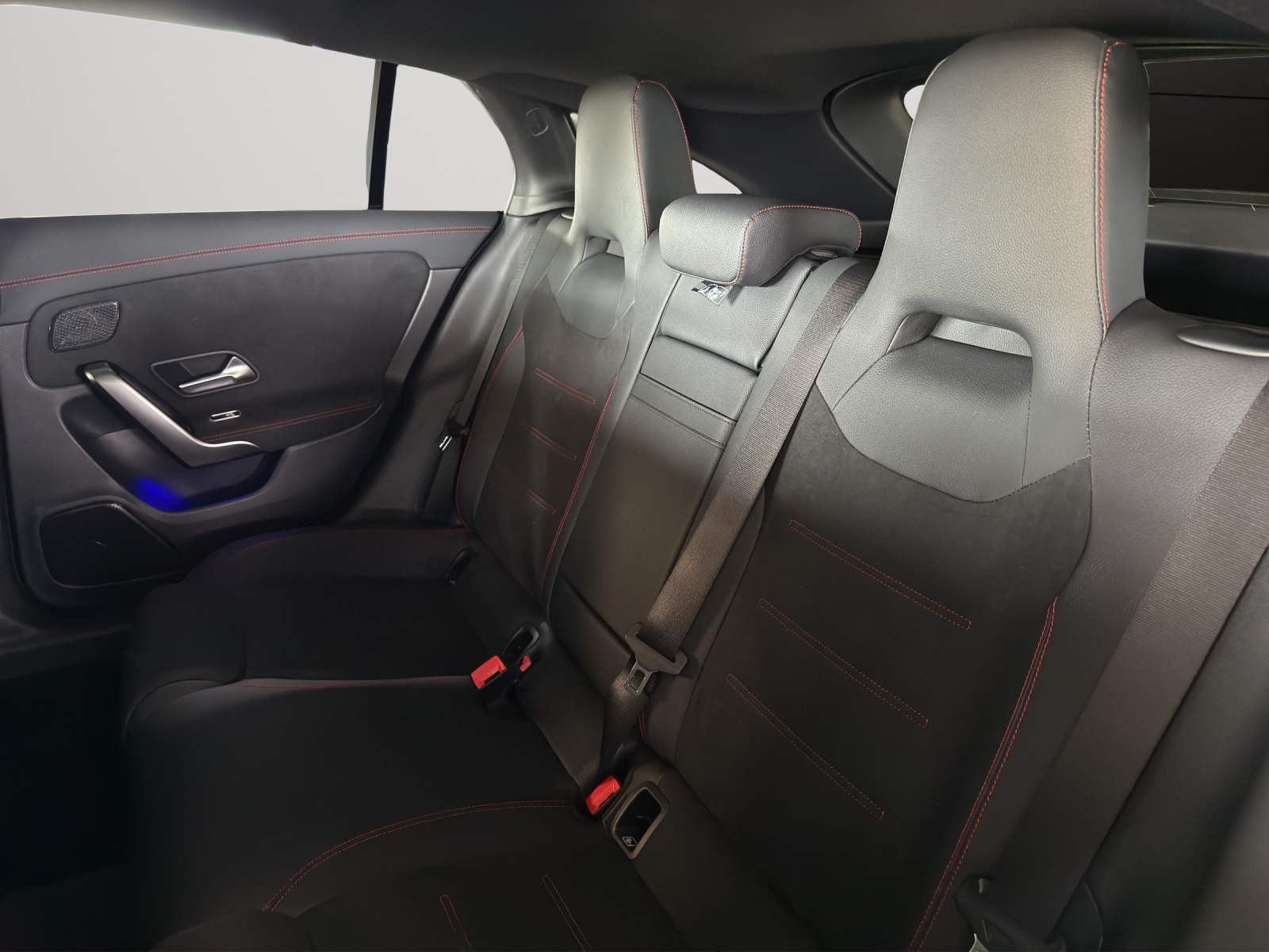 Image MERCEDES-BENZ CLA-250 CLA Shooting Brake 250 4Matic 8G-DCT