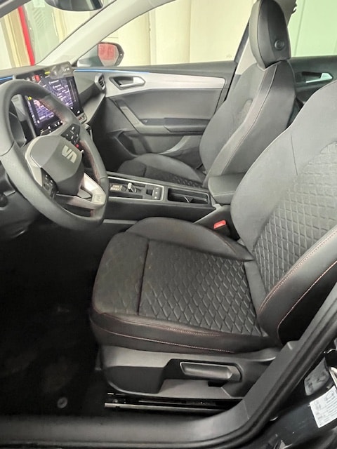 SEAT Leon 1.5 eTSI mHEV DSG FR-image-6