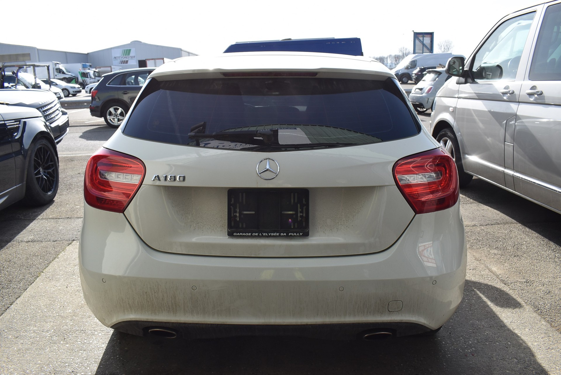 MERCEDES-BENZ A 180 Style-image-5