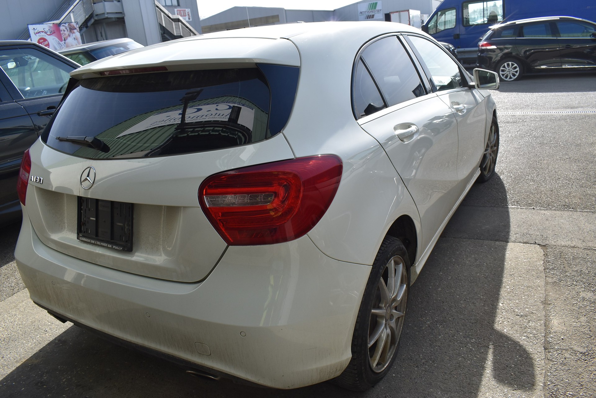 MERCEDES-BENZ A 180 Style-image-10