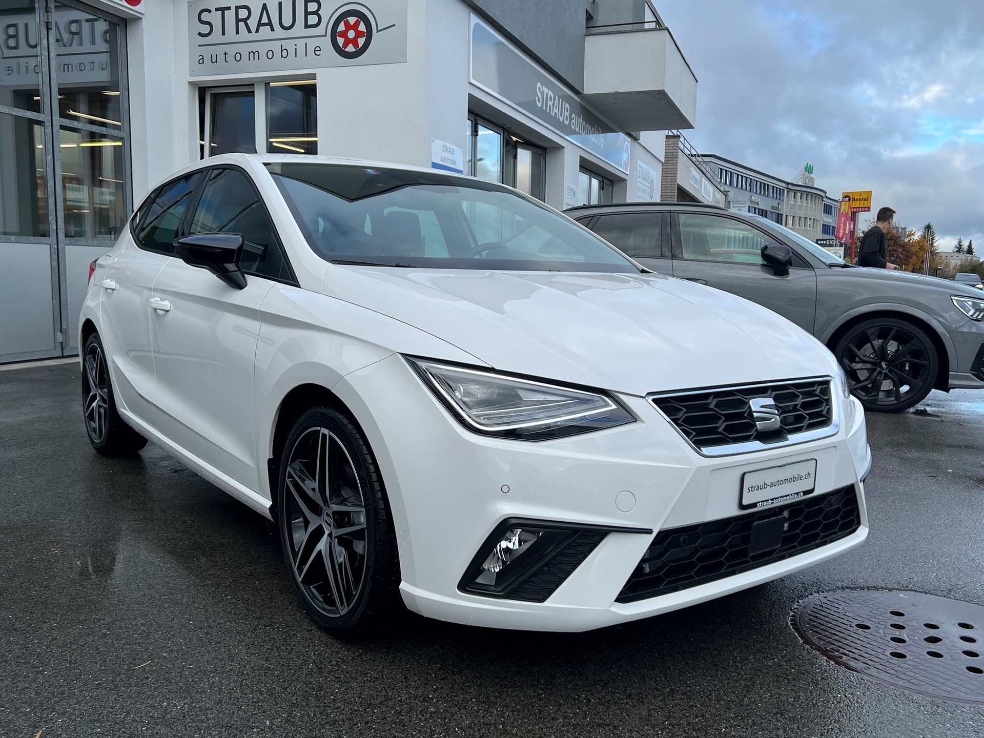 SEAT Ibiza 1.5 EcoTSI Hola FR DSG-image-0