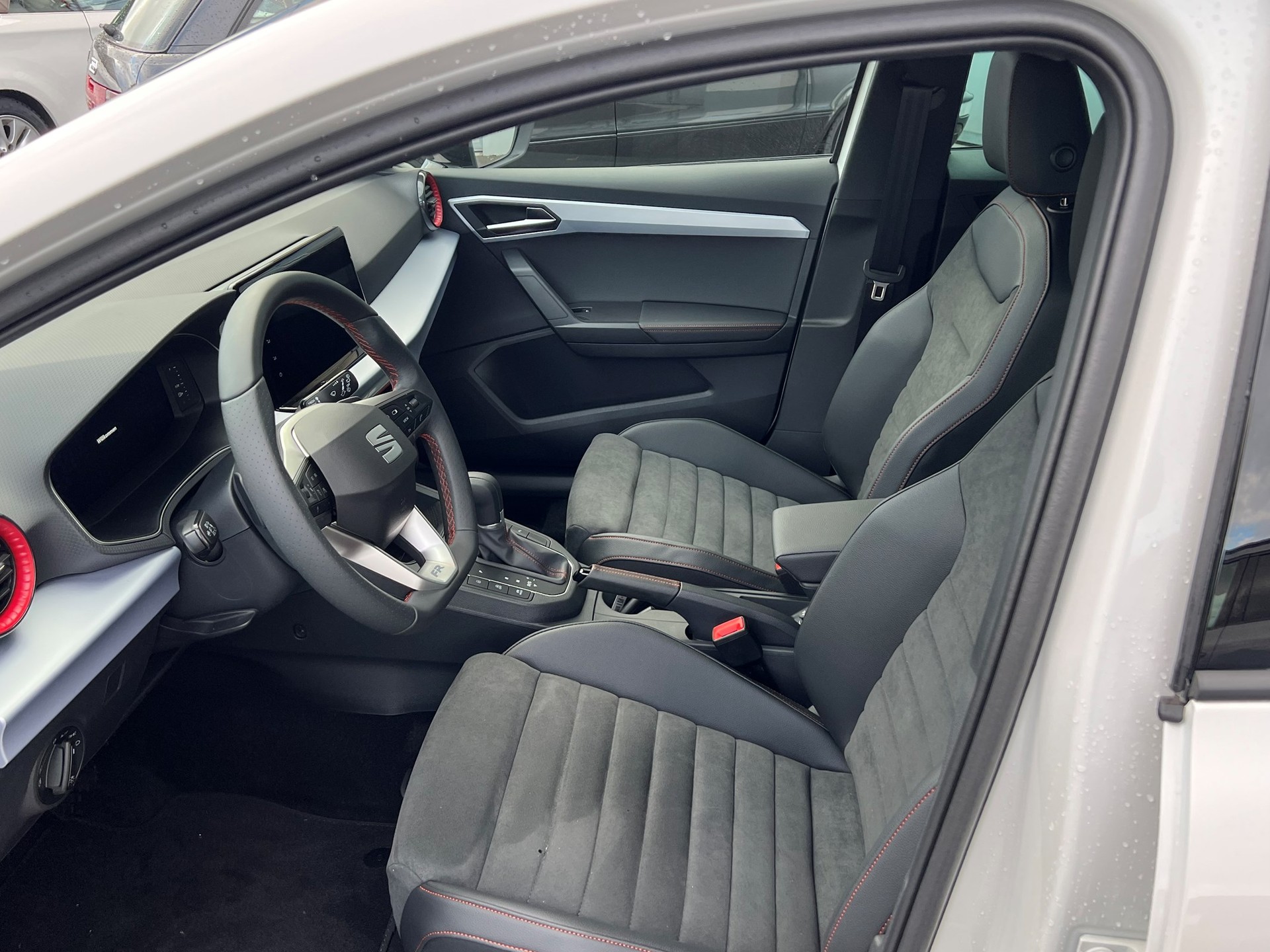 SEAT Ibiza 1.5 EcoTSI Hola FR DSG-image-3