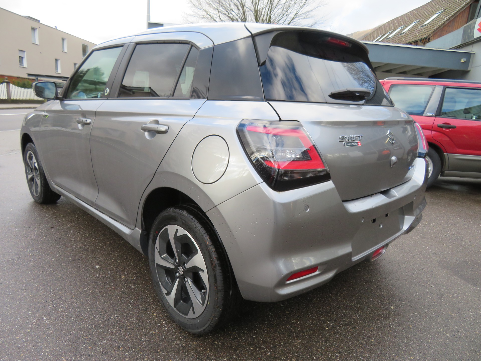 SUZUKI Swift 1.2 1st Edition Top Hybrid 4x4-showroom-element-2