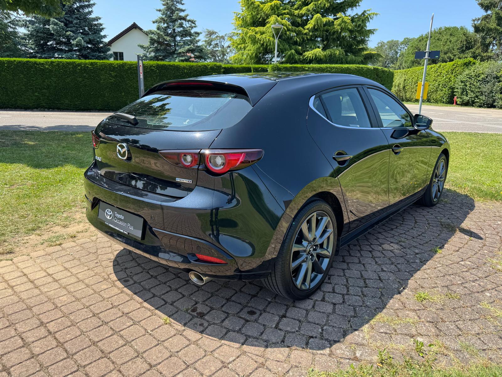 MAZDA 3 Hatchback SKYACTIV-X M Hybrid 186 Ambition Automat-showroom-element-3