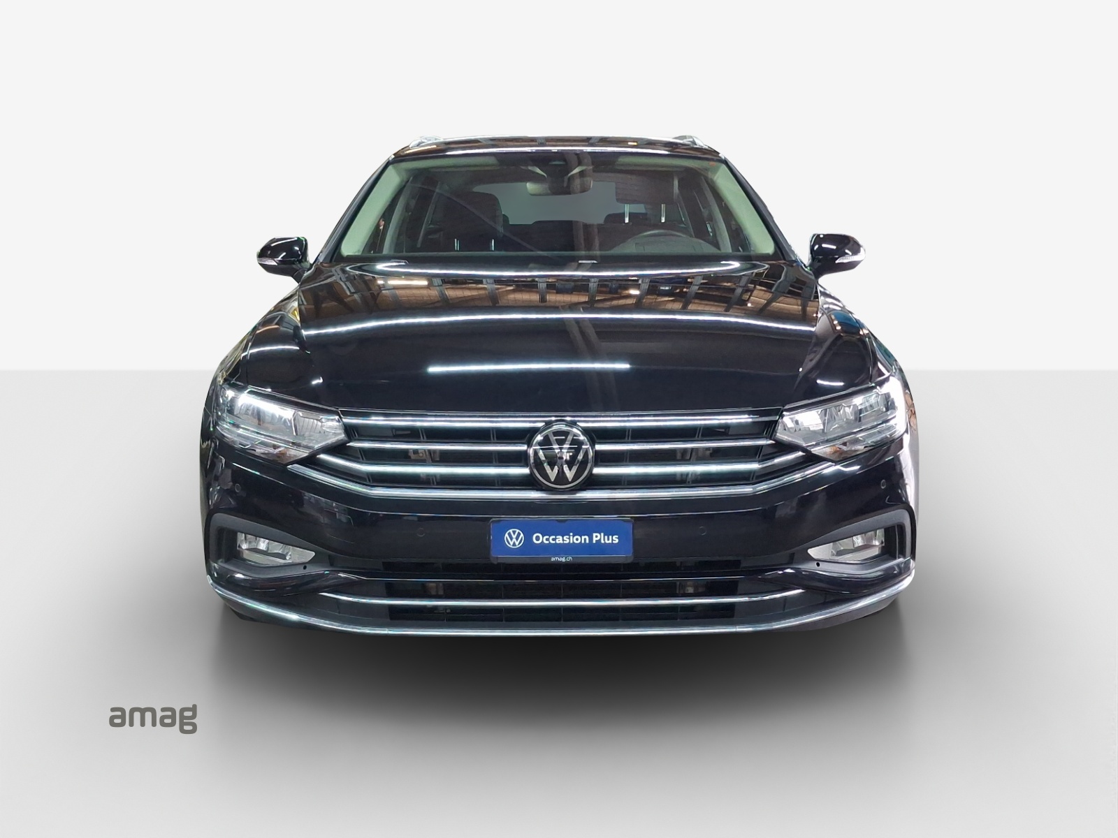 VW Passat 2.0 TDI BMT Elegance 4Motion DSG-image-6