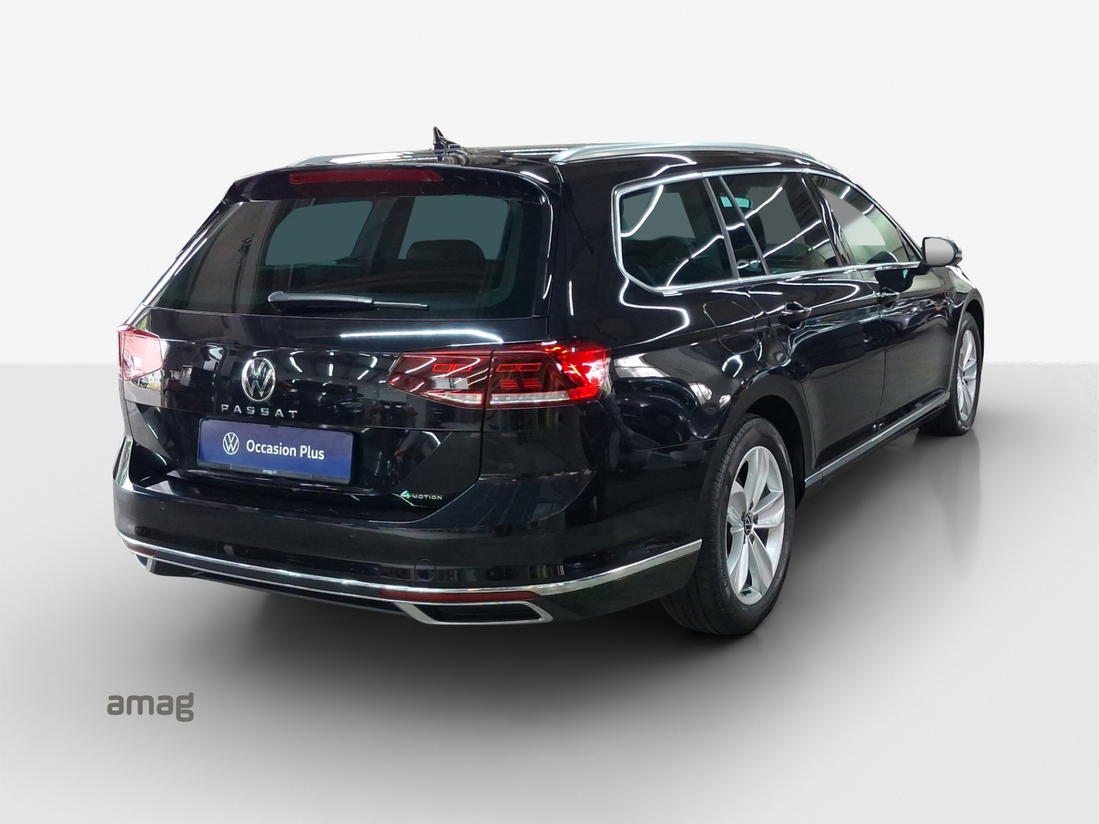 VW Passat 2.0 TDI BMT Elegance 4Motion DSG-image-4